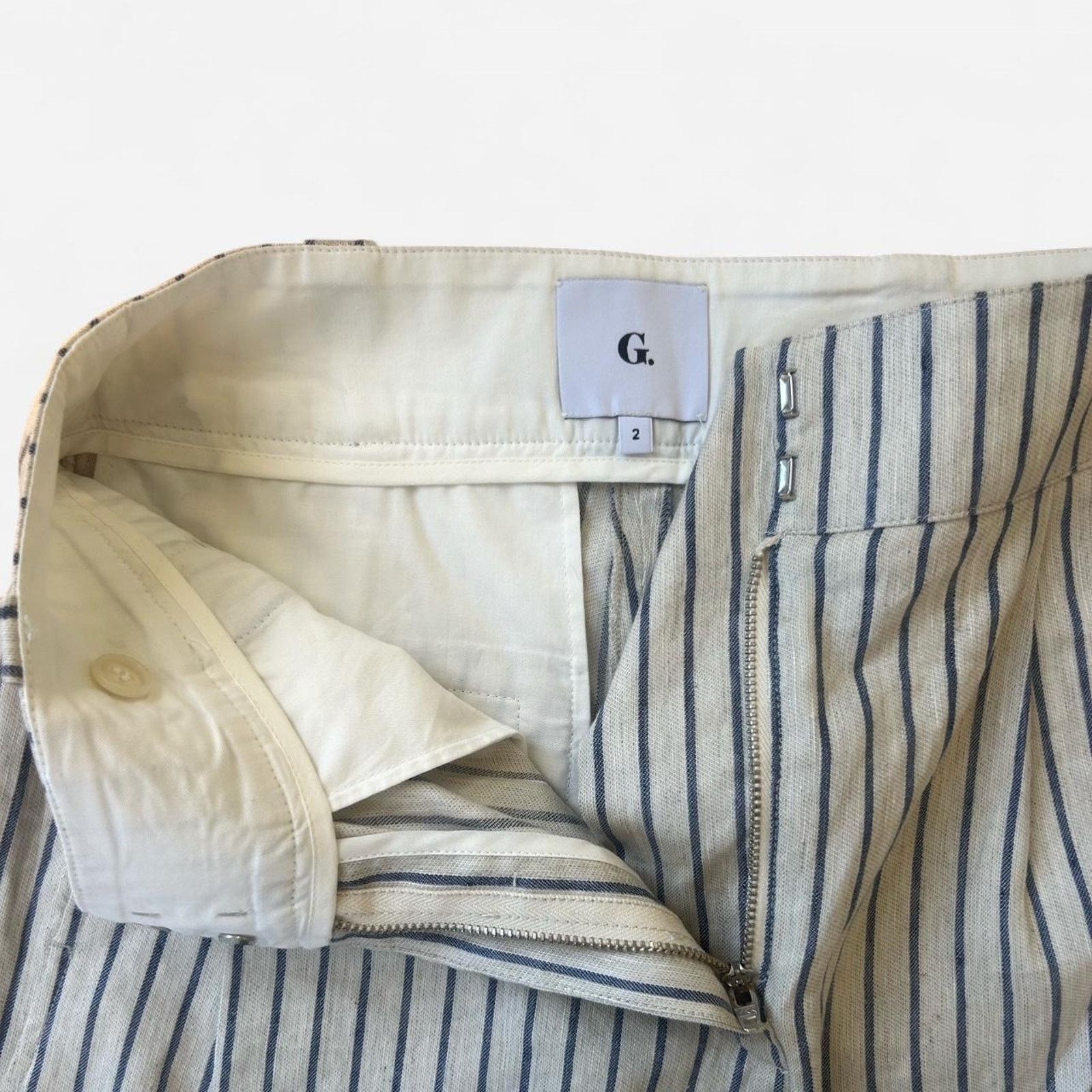 G. Label by goop Goop linen blend tailored shorts Size 26" / US 2 / IT 38 - 4 Thumbnail