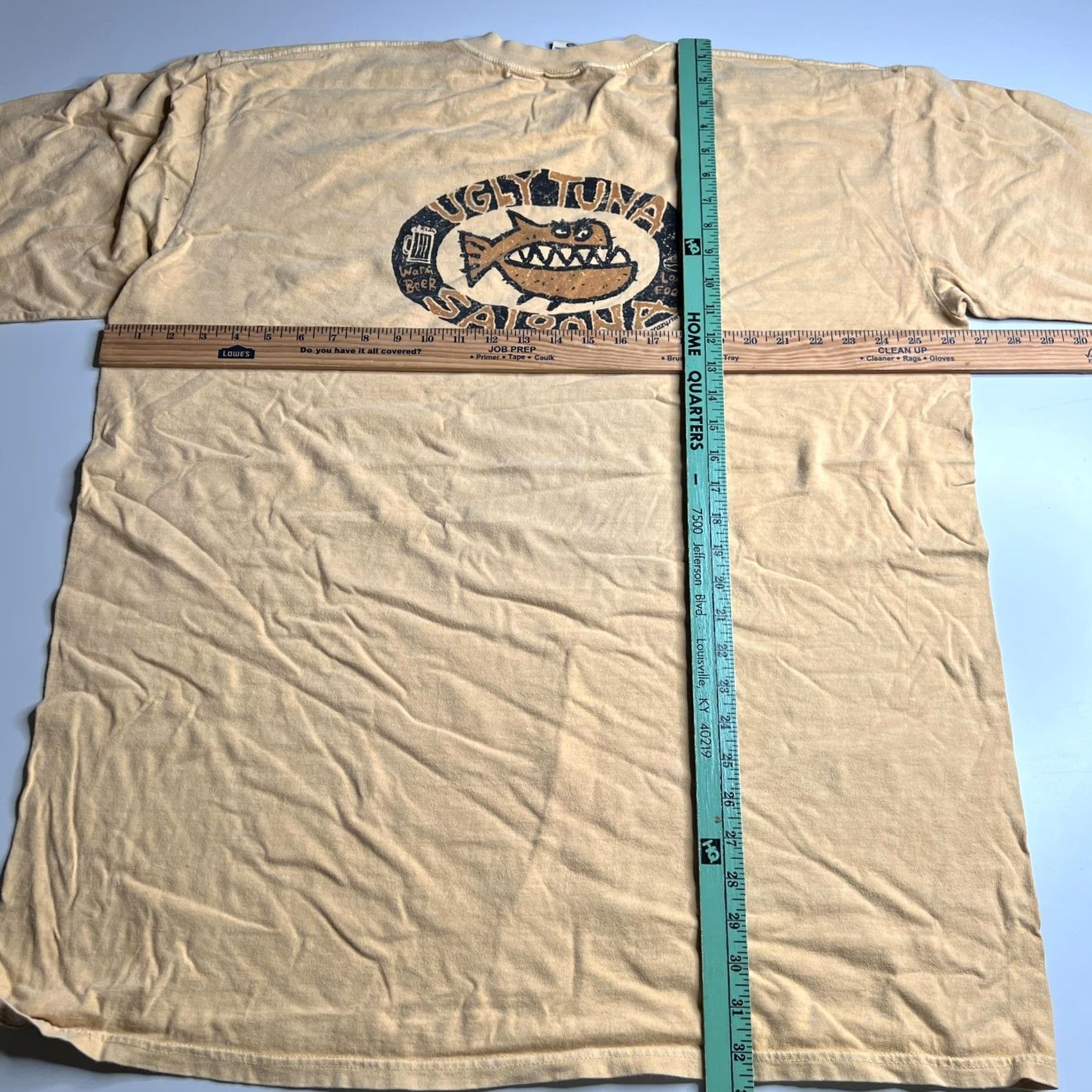 Vintage VINTAGE Crazy Shirts Mens 2XL Beige Ugly Tuna Saloona Carmel Beer Fish Graphic Tee Shirt Size US XXL / EU 58 / 5 - 8 Thumbnail
