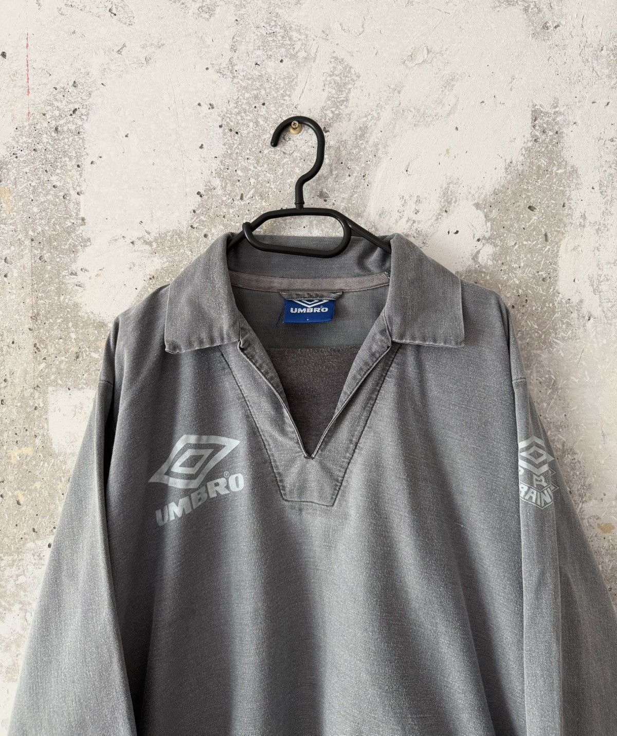Umbro Vintage Umbro Training Drill Top Sweatshirt Washed Jacket Size US M / EU 48-50 / 2 - 6 Thumbnail
