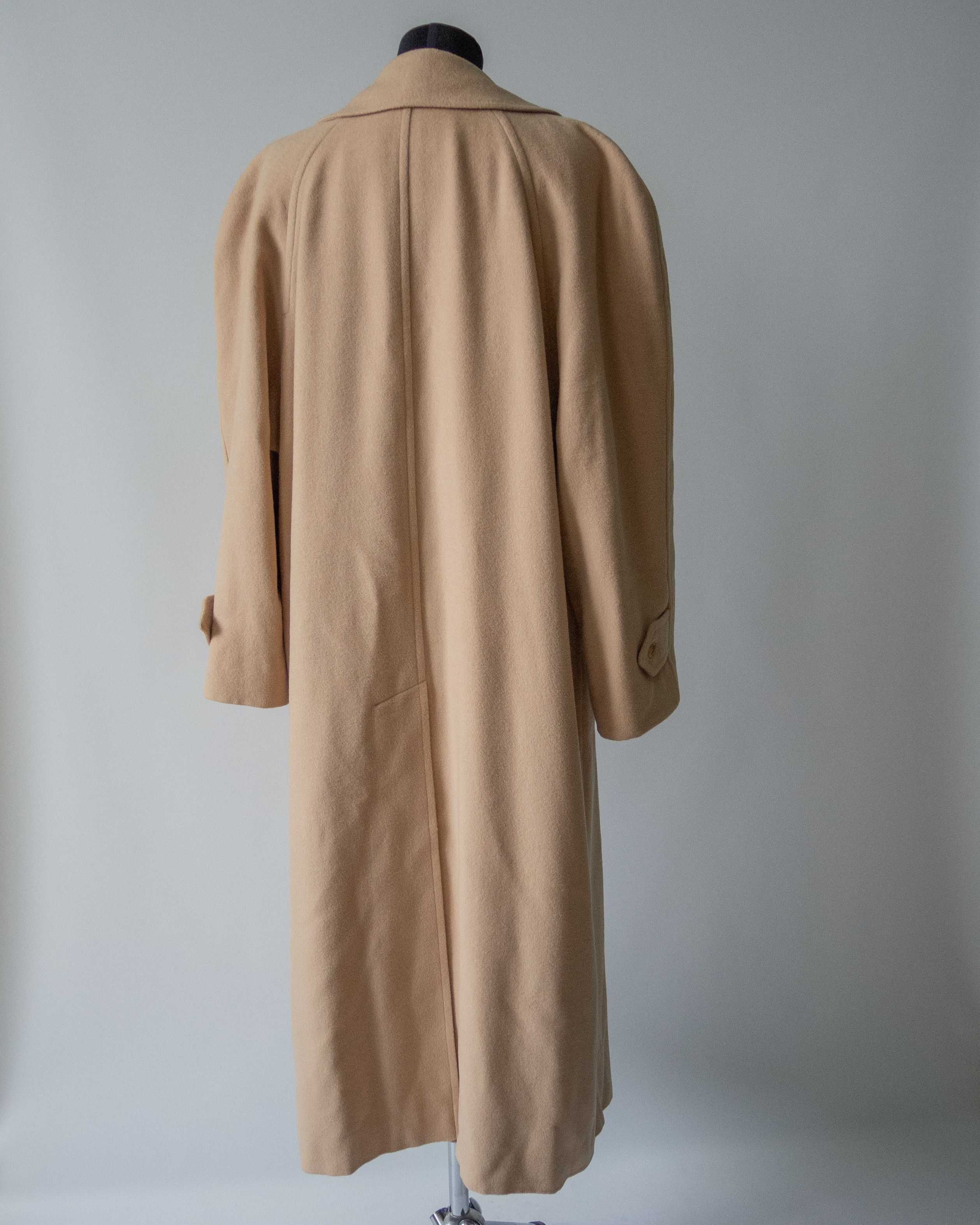 Burberry Burberry’s vintage double breasted wool coat Size L / US 10 / IT 46 - 8 Thumbnail