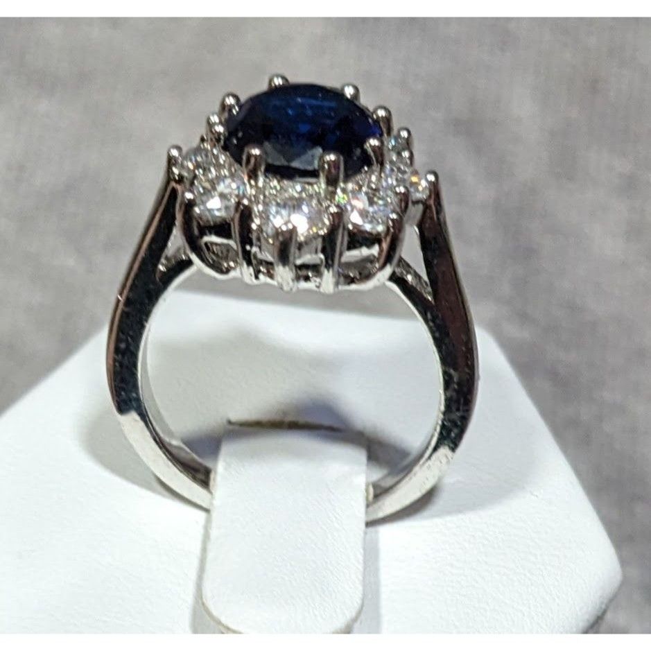 Other Regal Elegant Blue And Silver Tone Gemmed Ring Size 5.75 Size ONE SIZE - 5 Thumbnail