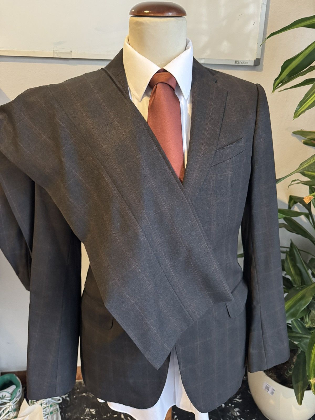 Armani Collezioni Armani Collezioni Brown suit 48 Size 48R - 5 Thumbnail