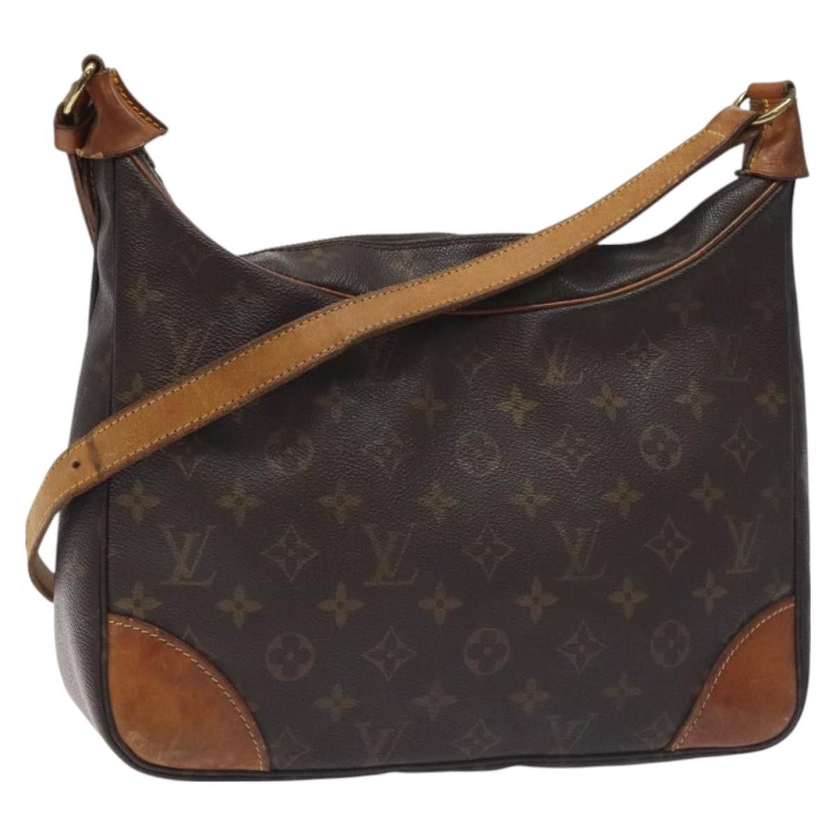 Louis Vuitton LOUIS VUITTON Monogram Boulogne 30 Shoulder Bag M51265 Size ONE SIZE - 1 Thumbnail