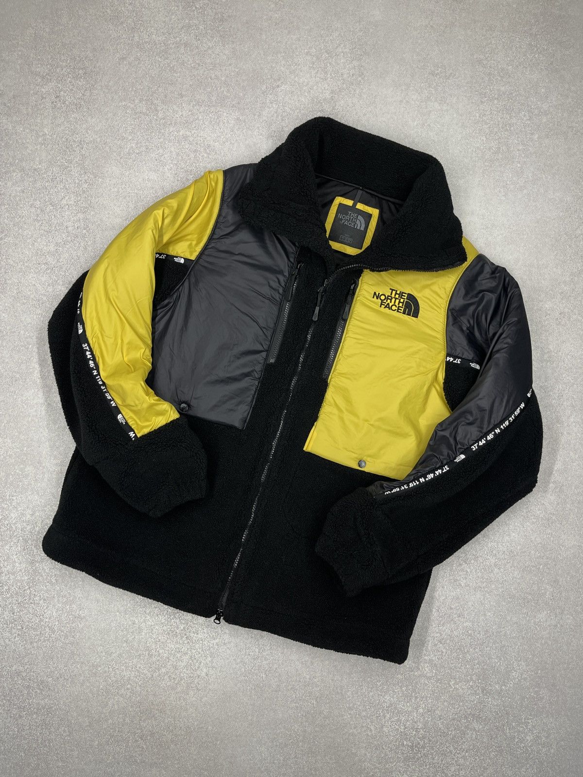 Kazuki Kuraishi × The North Face The North Face Kazuki Kuraishi High Neck Fleece Jacket Sherp Size US L / EU 52-54 / 3 - 1 Thumbnail