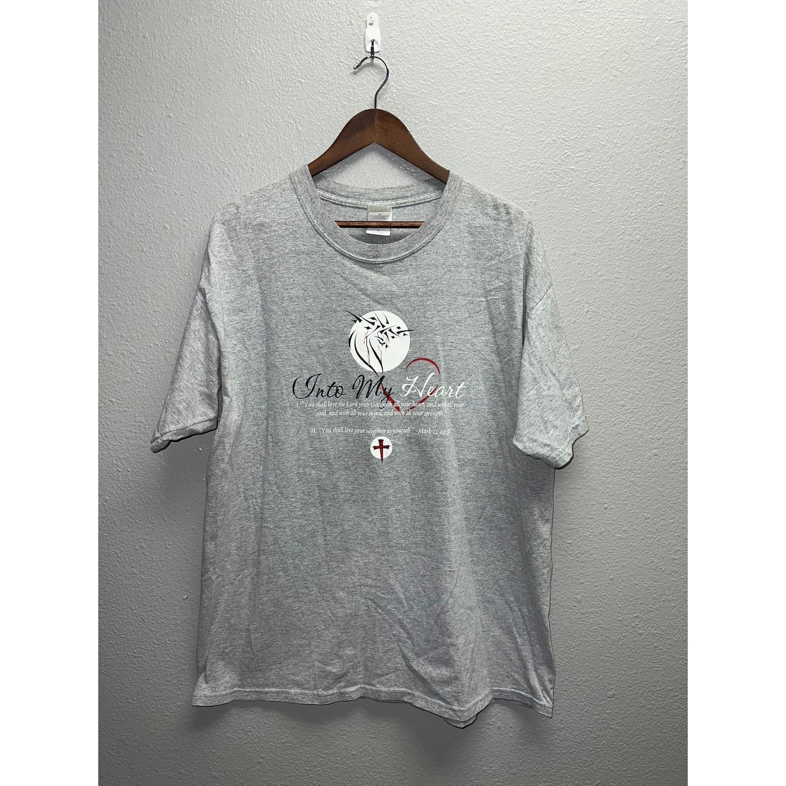 Gildan Vintage 10 Commandments Shirt Mark 12:29-31 Jesus XL Size US XL / EU 56 / 4 - 1 Thumbnail