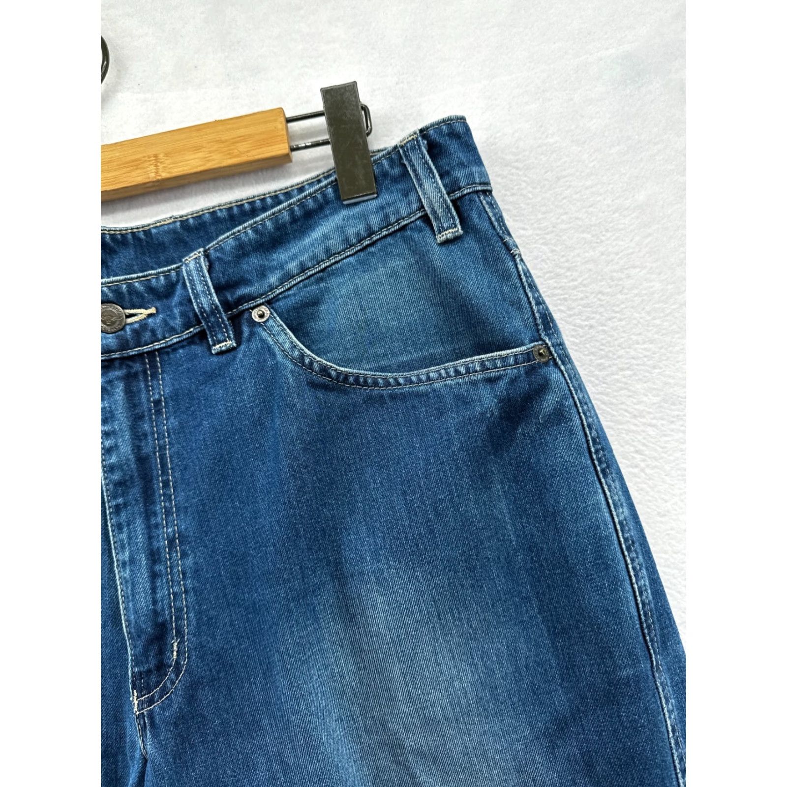 Vintage R.M. Williams Jeans Mens 36x27 Straight Leg 5-Pocket Denim Blue Medium Wash Zip Closure Cowboy Style Adult Mens Shirts? Wait. Size US 36 / EU 52 - 4 Thumbnail
