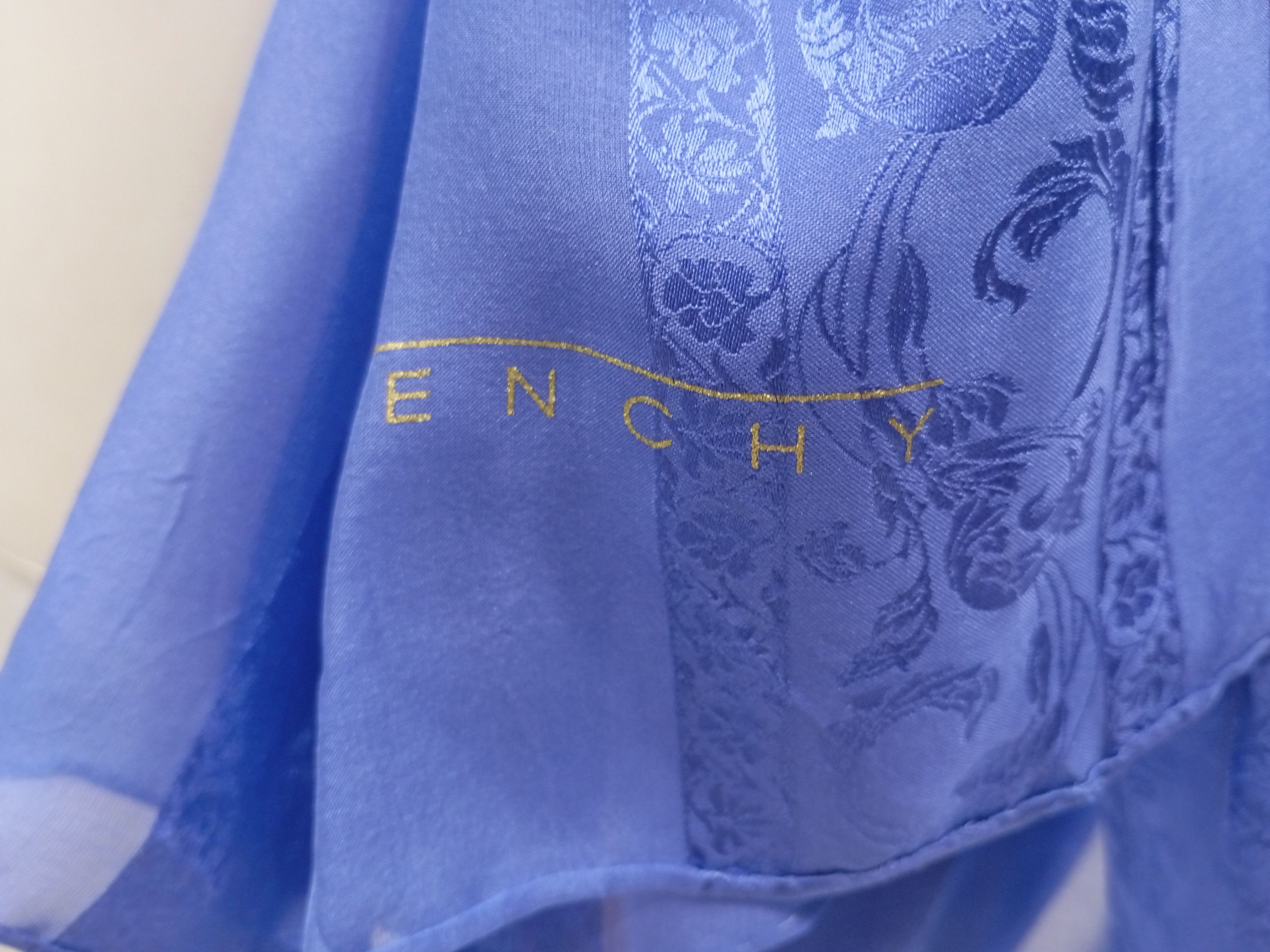 Givenchy Givenchy silk scarves scarf shawl Size ONE SIZE - 5 Thumbnail