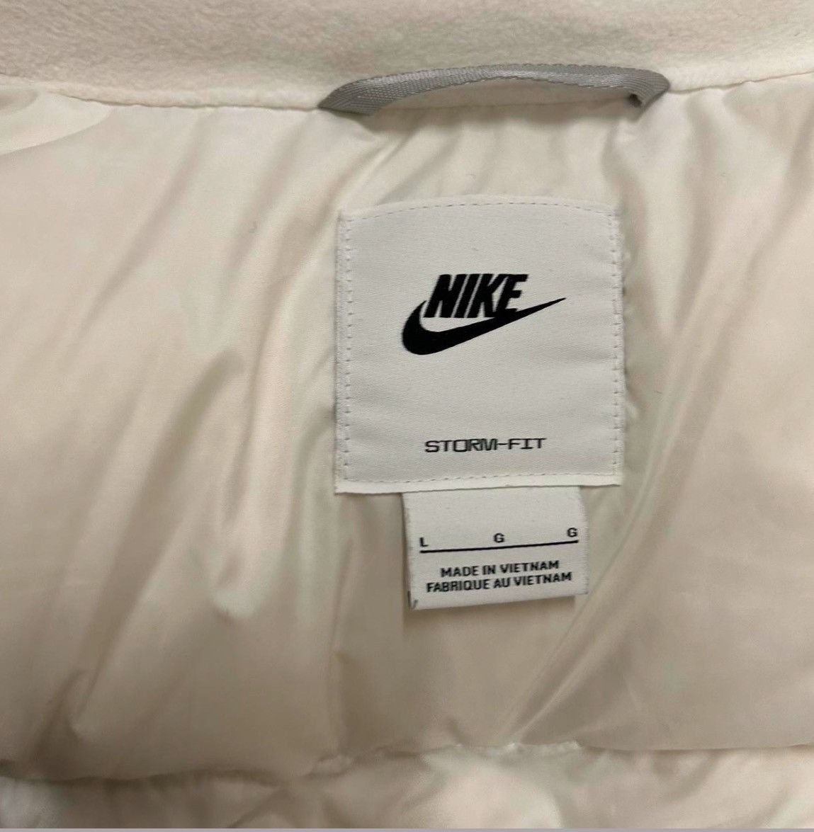 Nike Limited Edition Nike Storm-FIT Windrunner Size US L / EU 52-54 / 3 - 3 Thumbnail