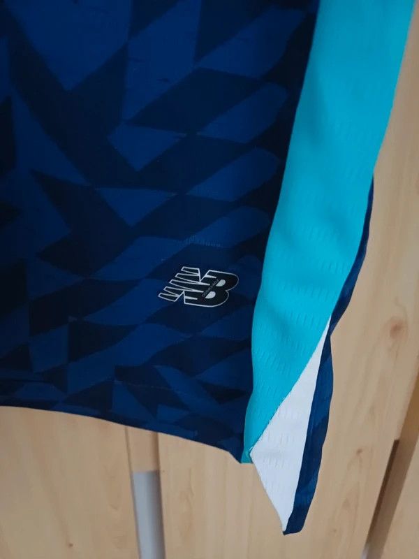New Balance New Balance Fc.Porto 2024/25 third shirt Size US L / EU 52-54 / 3 - 5 Thumbnail