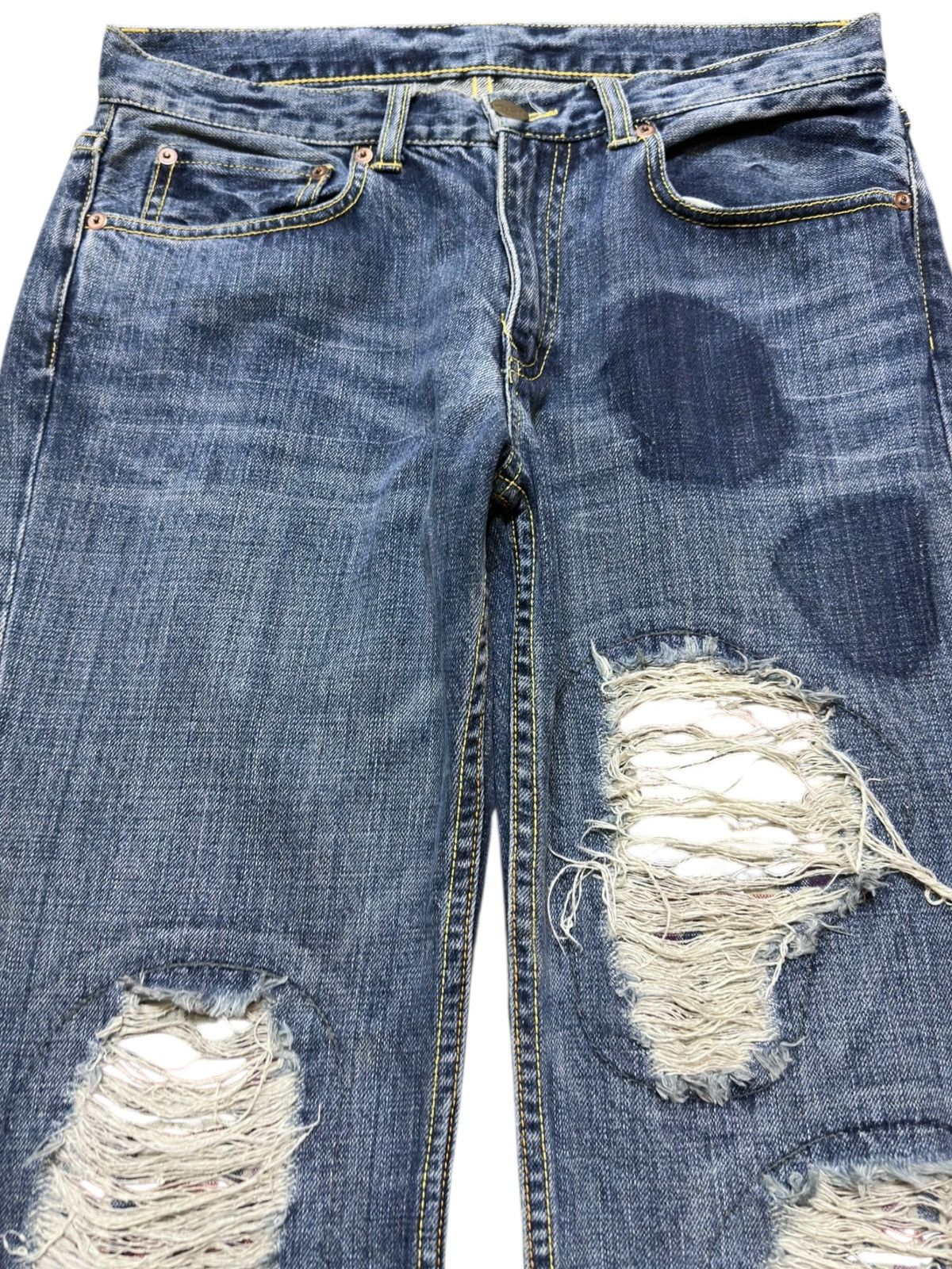 Takeo Kikuchi Vintage Takeo Kikuchi Ripped Grunge Dot Denim Size US 30 / EU 46 - 2 Thumbnail