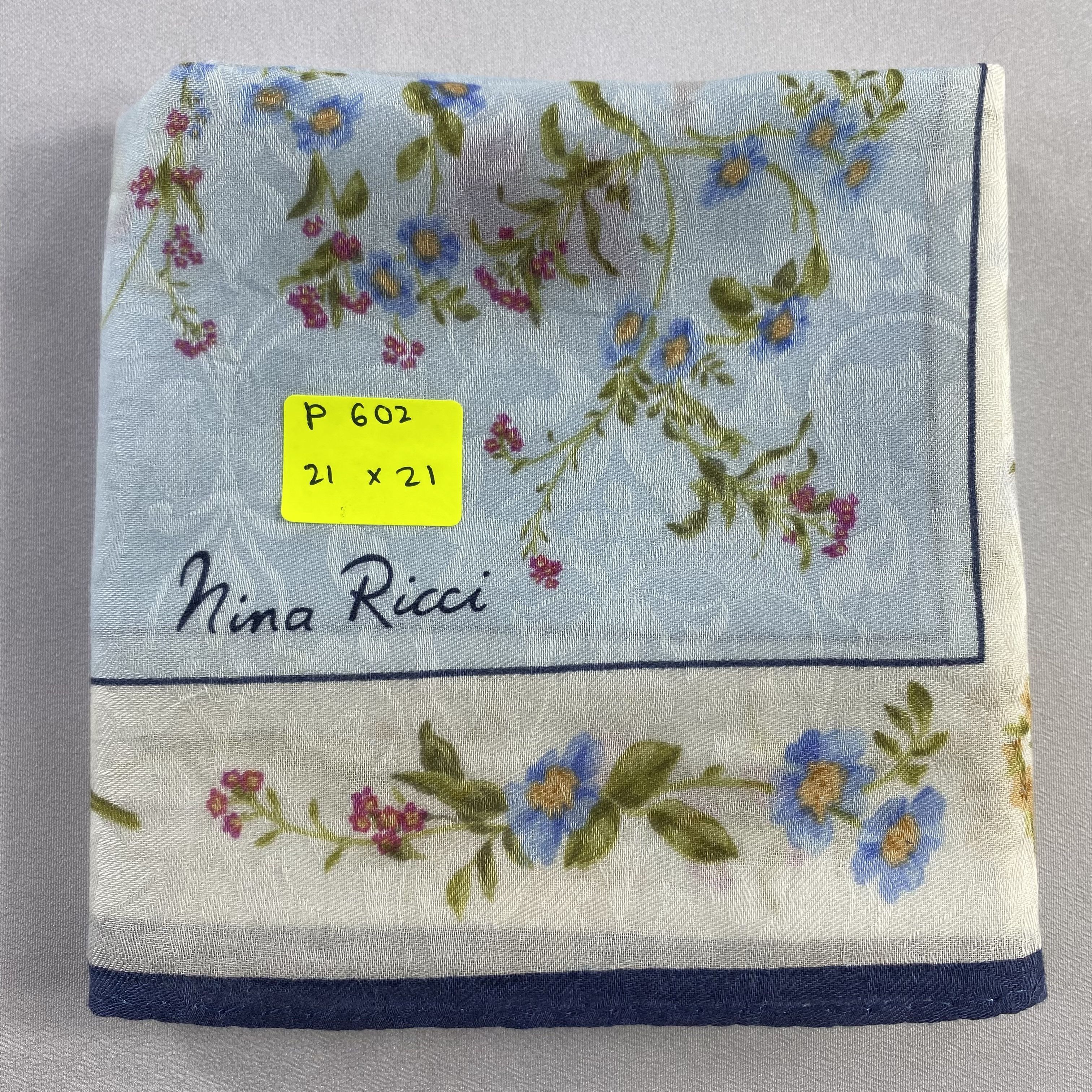 Nina Ricci × Vintage Nina Ricci Handkerchief / Neckerchief / Bandana-P602 Size ONE SIZE - 5 Thumbnail