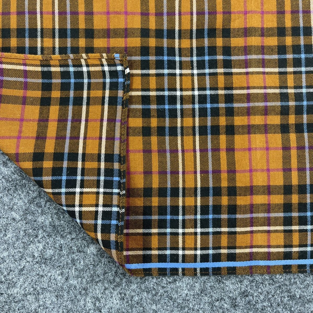 J. Press J. Press Handkerchief / Bandana / Neckerchief B1211 Size ONE SIZE - 3 Thumbnail