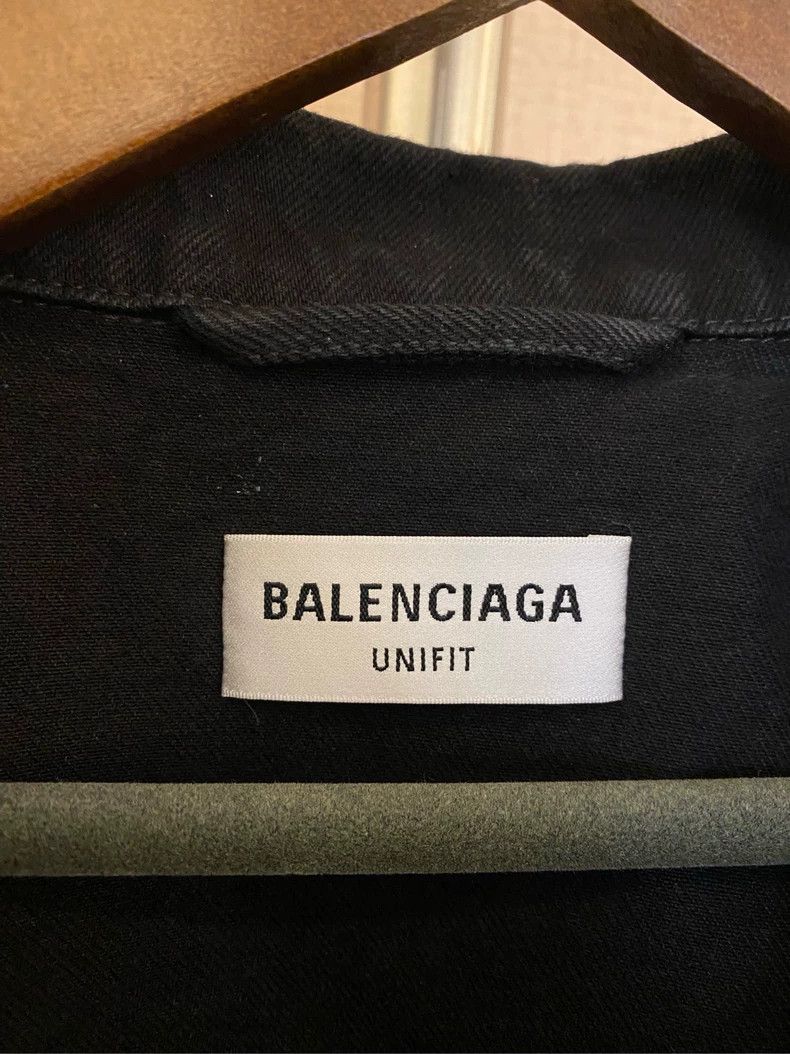 Balenciaga Balenciaga Buckle black and yellow printed denim jacket Size US S / EU 44-46 / 1 - 7 Thumbnail