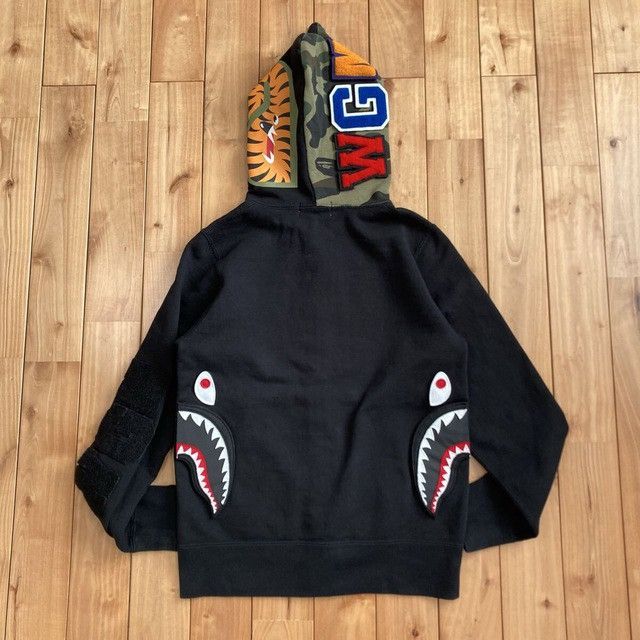 Bape BAPE Detachable Shark Full Zip Hoodie Black x 1st Camo Green Size US S / EU 44-46 / 1 - 3 Thumbnail