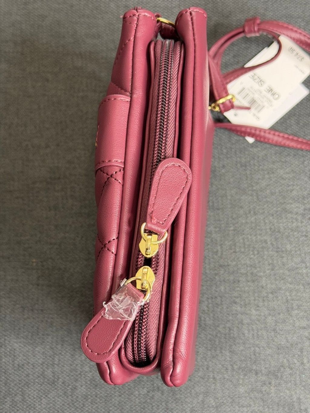 The Unbranded Brand Women's Giani Bernini Burgundy Quilted Crossbody Bag Size ONE SIZE - 4 Thumbnail