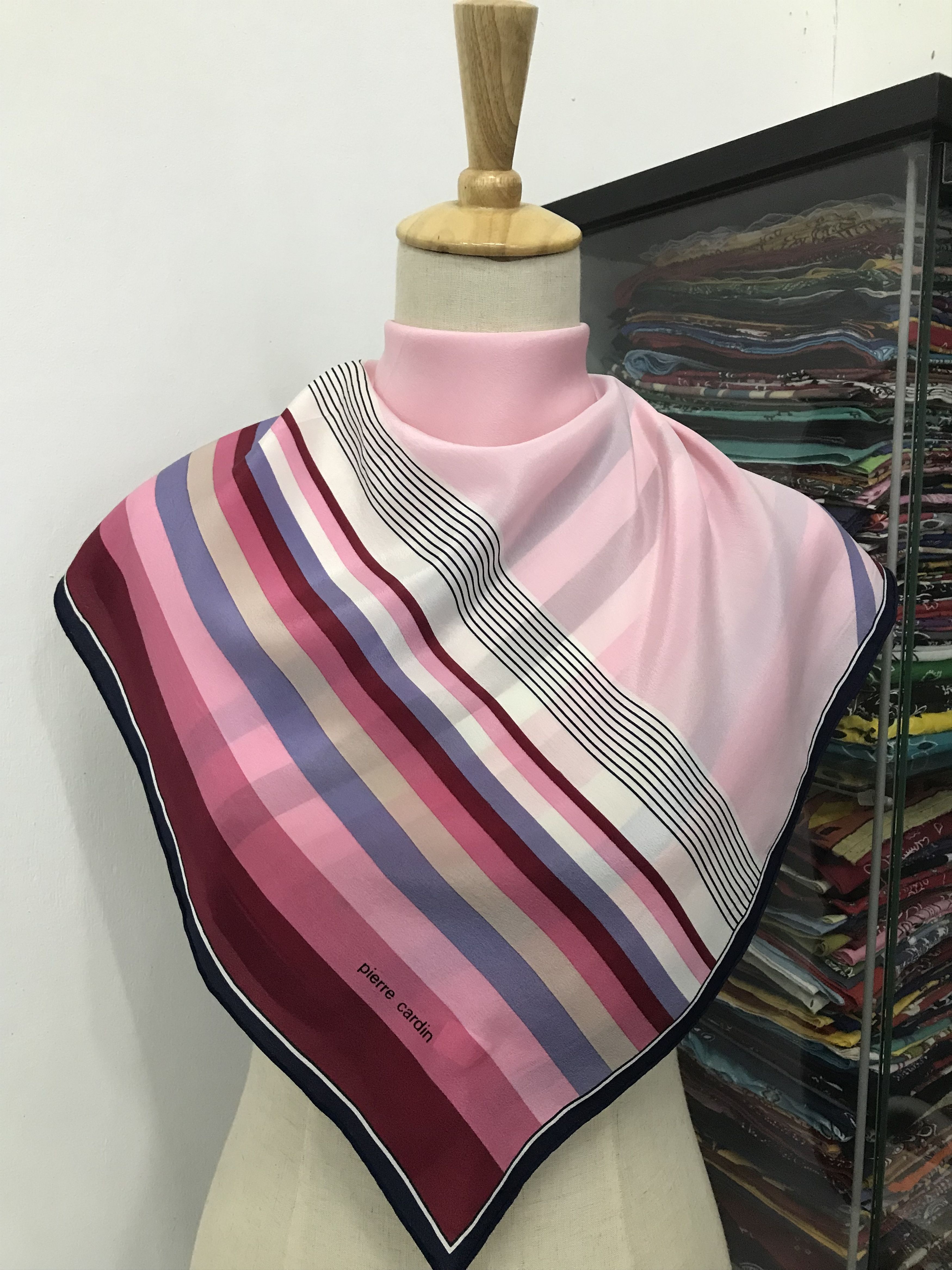 Pierre Cardin Vintage Pierre Cardin Silk SCarf Size ONE SIZE - 1 Thumbnail