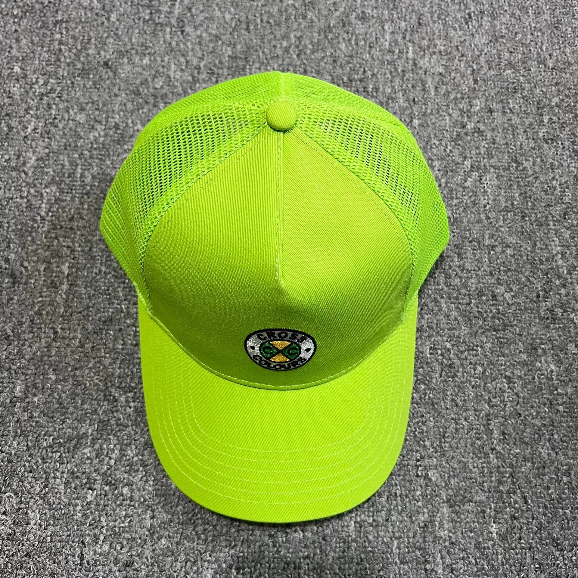 Cross Colours rossCurvedBrimEmbroideredMeshTruckerBaseball Cap Visor Q7 Size ONE SIZE - 7 Thumbnail