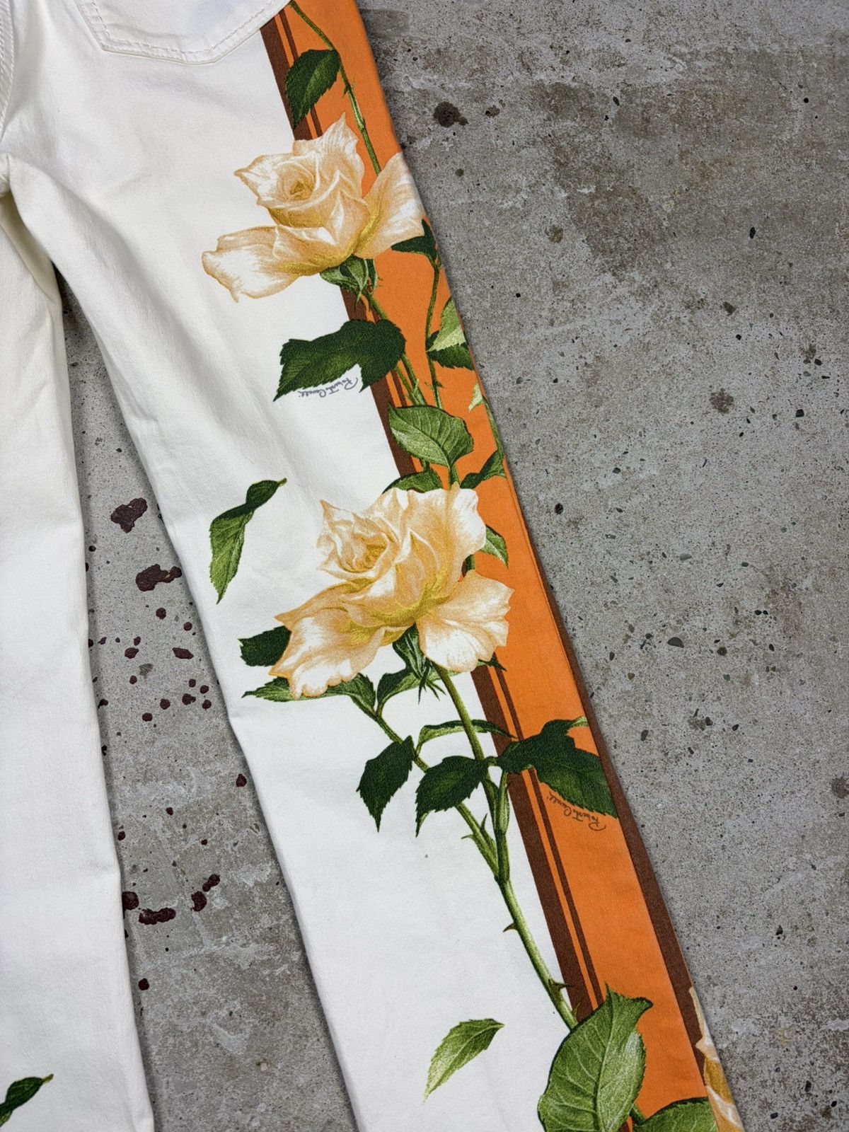 Roberto Cavalli Roberto Cavalli 2005 Floral Rose Print Jeans Denim Pants Size 28" / US 6 / IT 42 - 19 Thumbnail