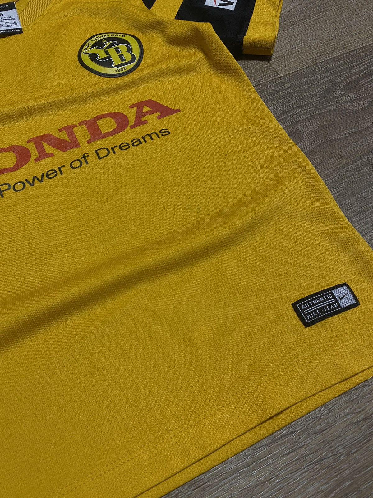 Nike × Vintage Vintage Nike 2015-16 Young Boys Home Shirt KidsXS Size US XS / EU 42 / 0 - 7 Thumbnail