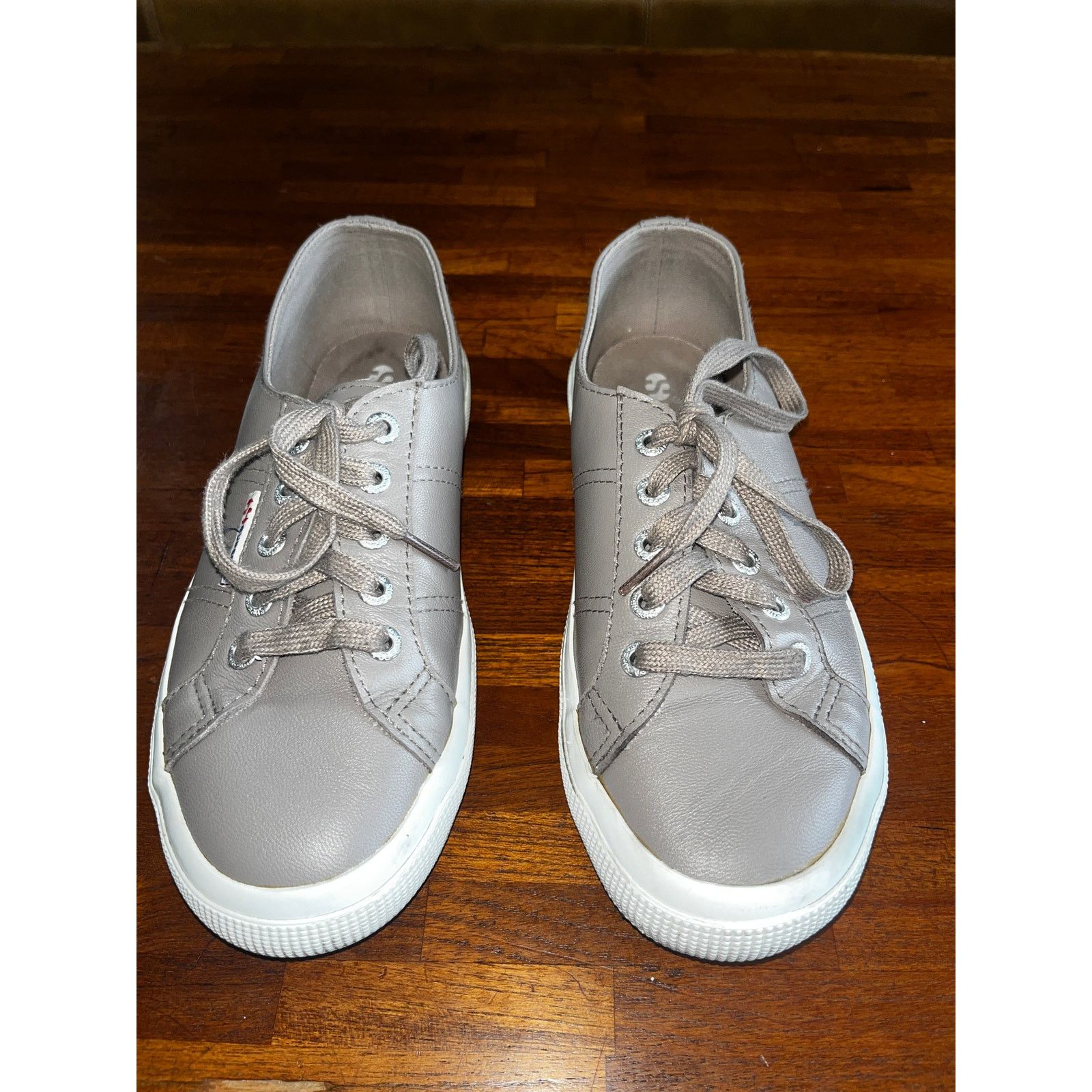 Superga Superga 2750 Leather Low Top Comfort Sneaker Gray M6/W7.5 Size US 7.5 / IT 37.5 - 3 Thumbnail