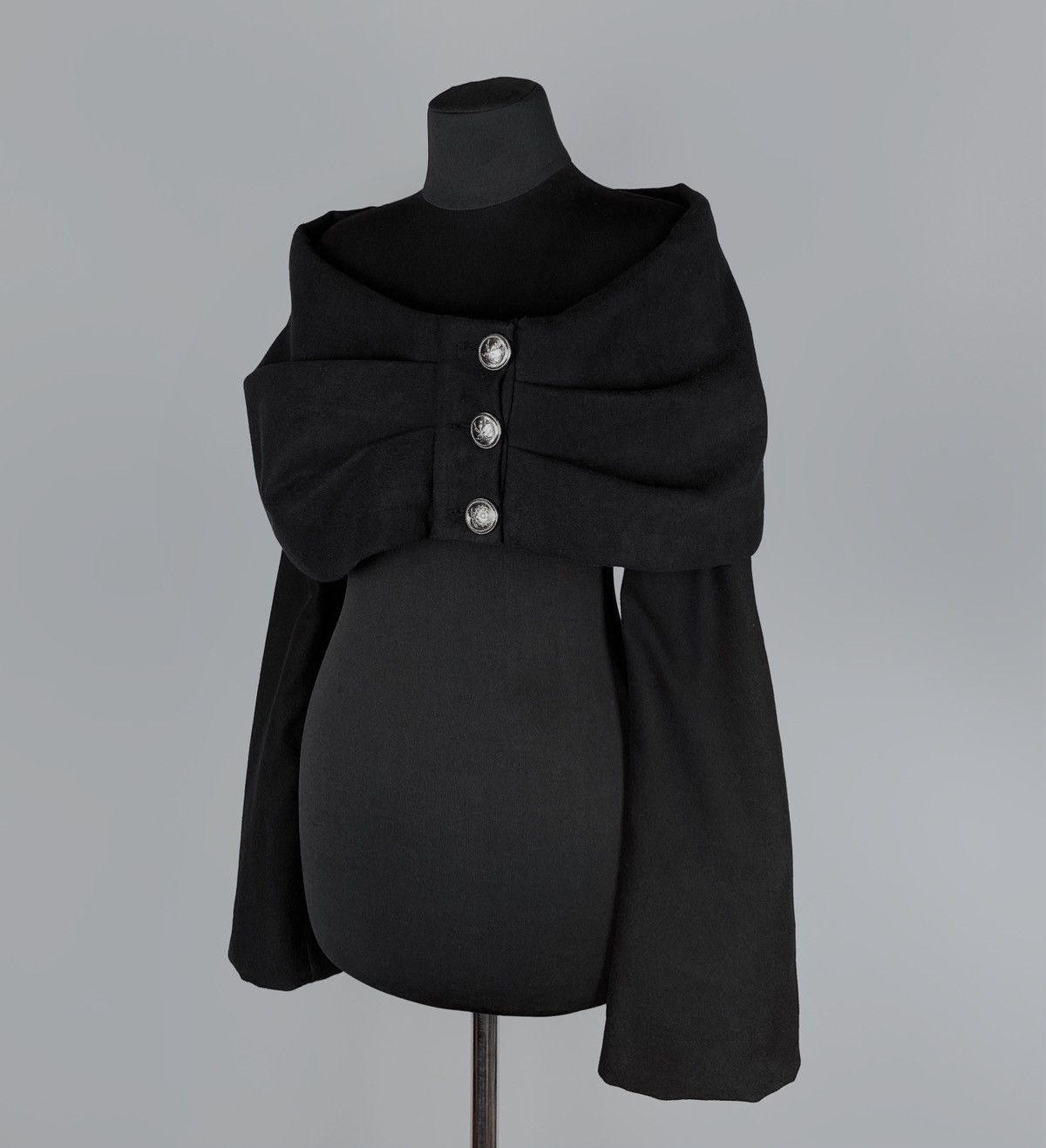 Alexander McQueen Vintage Alexander Mcqueen Women’s Gothic Cape Jacket Size L Size L / US 10 / IT 46 - 10 Thumbnail