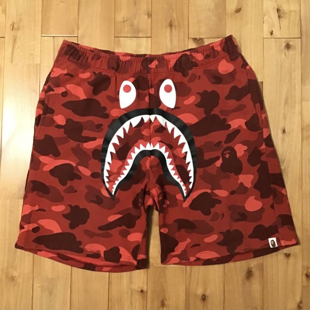 Bape BAPE Shark sweat shorts Red camo a bathing ape ★size XL Size US 36 / EU 52 - 1 Thumbnail