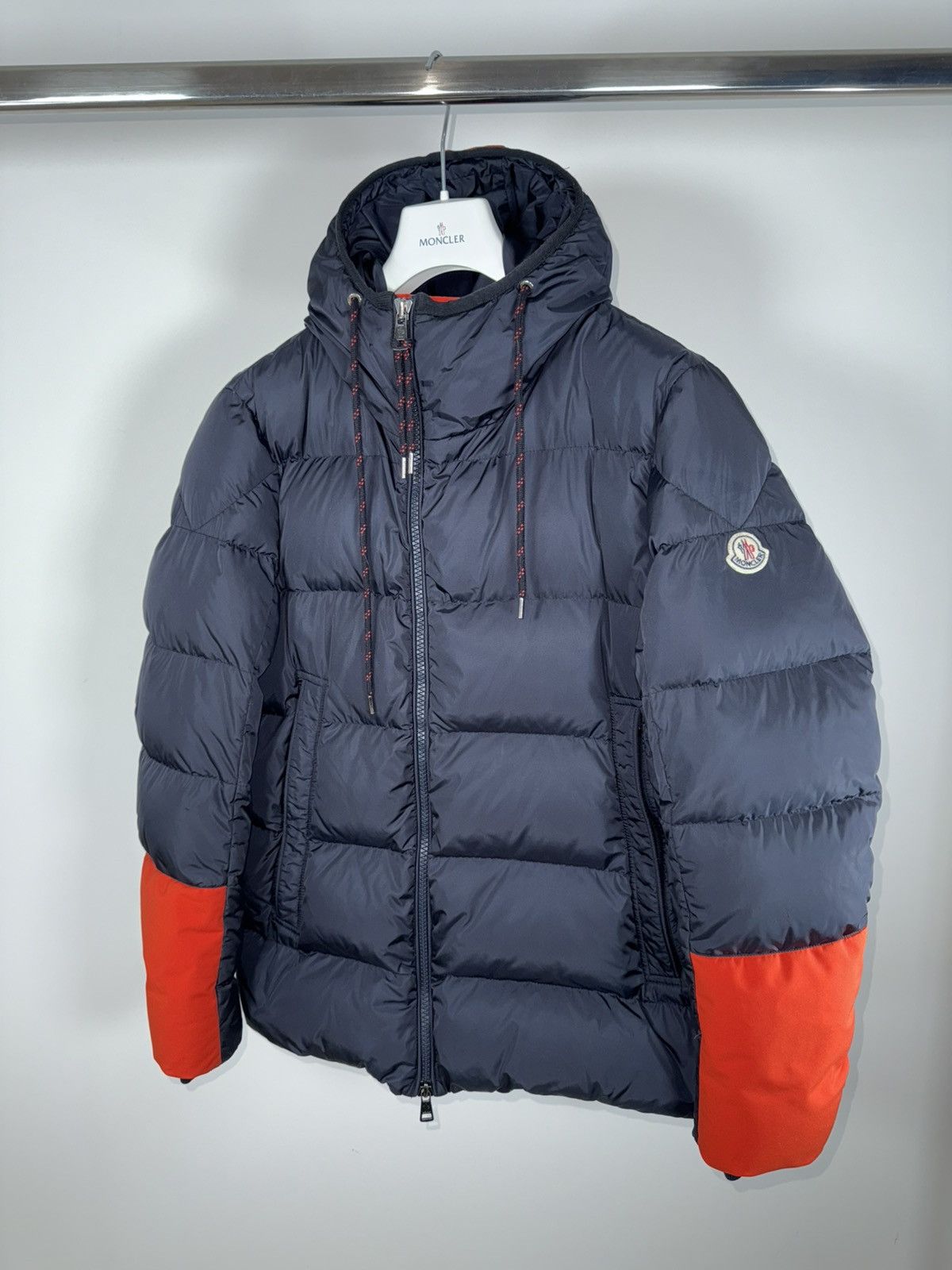 Moncler Moncler Drake Men’s Down Puffer Jacket Size 3 (M/L) Blue Size US L / EU 52-54 / 3 - 2 Thumbnail