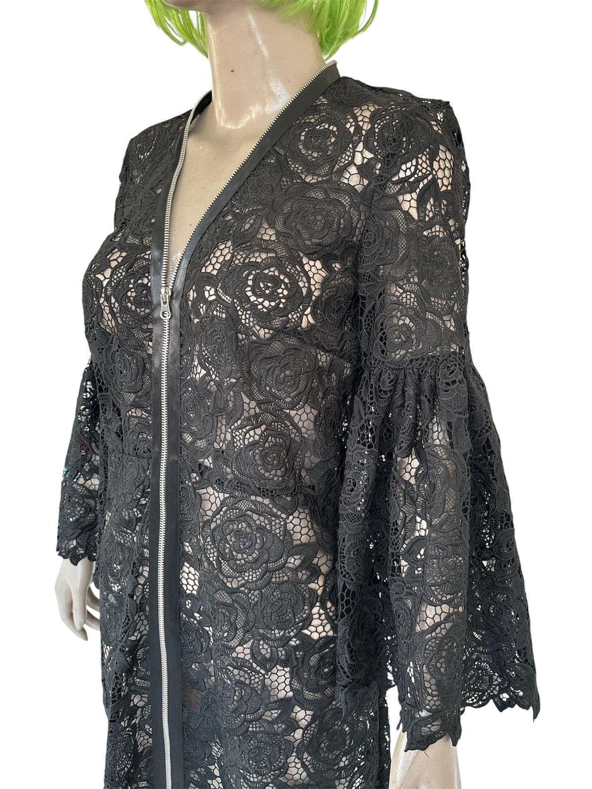 Alexander McQueen Zip Floral Lace Mini Dress Size XS / US 0-2 / IT 36-38 - 5 Thumbnail