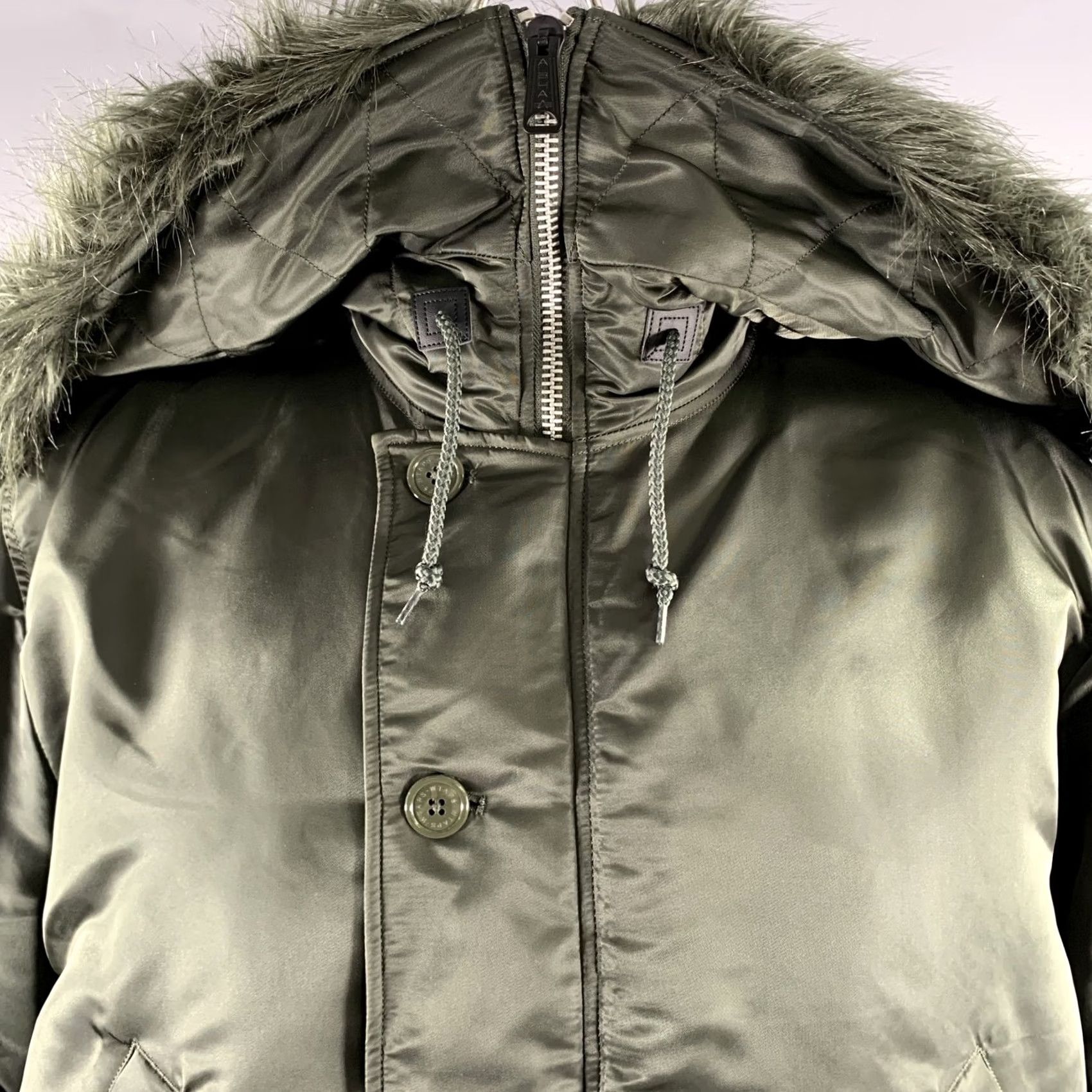 Wtaps WTAPS Green Hooded Bomber Coat XL Men Size US XL / EU 56 / 4 - 2 Thumbnail
