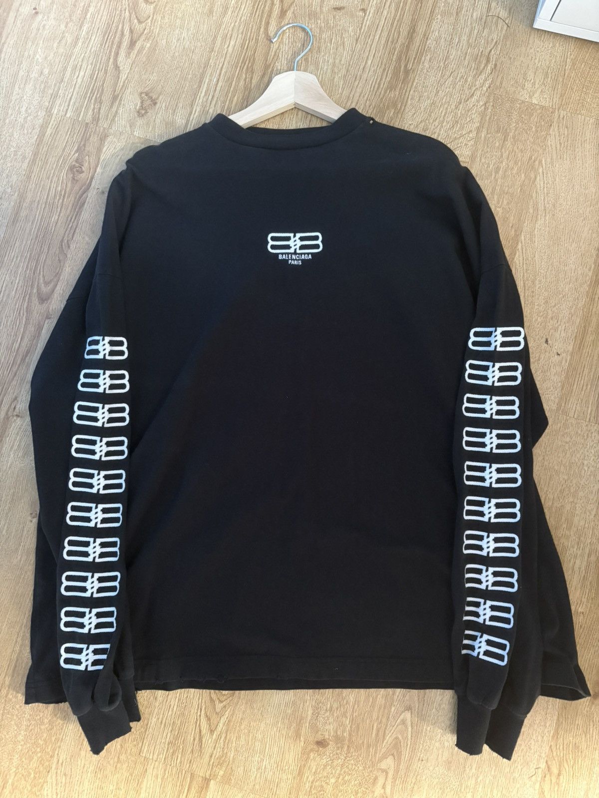 Balenciaga Balenciaga BB Paris Icon Long-Sleeve Size US M / EU 48-50 / 2 - 1 Thumbnail