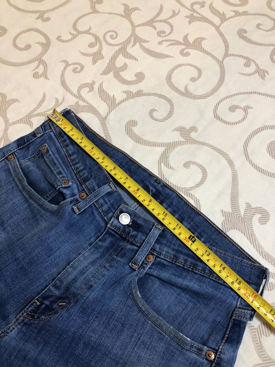Levi's Levis Jeans 502 Slim Straight Leg Wash jeans Size US 31 - 13 Thumbnail