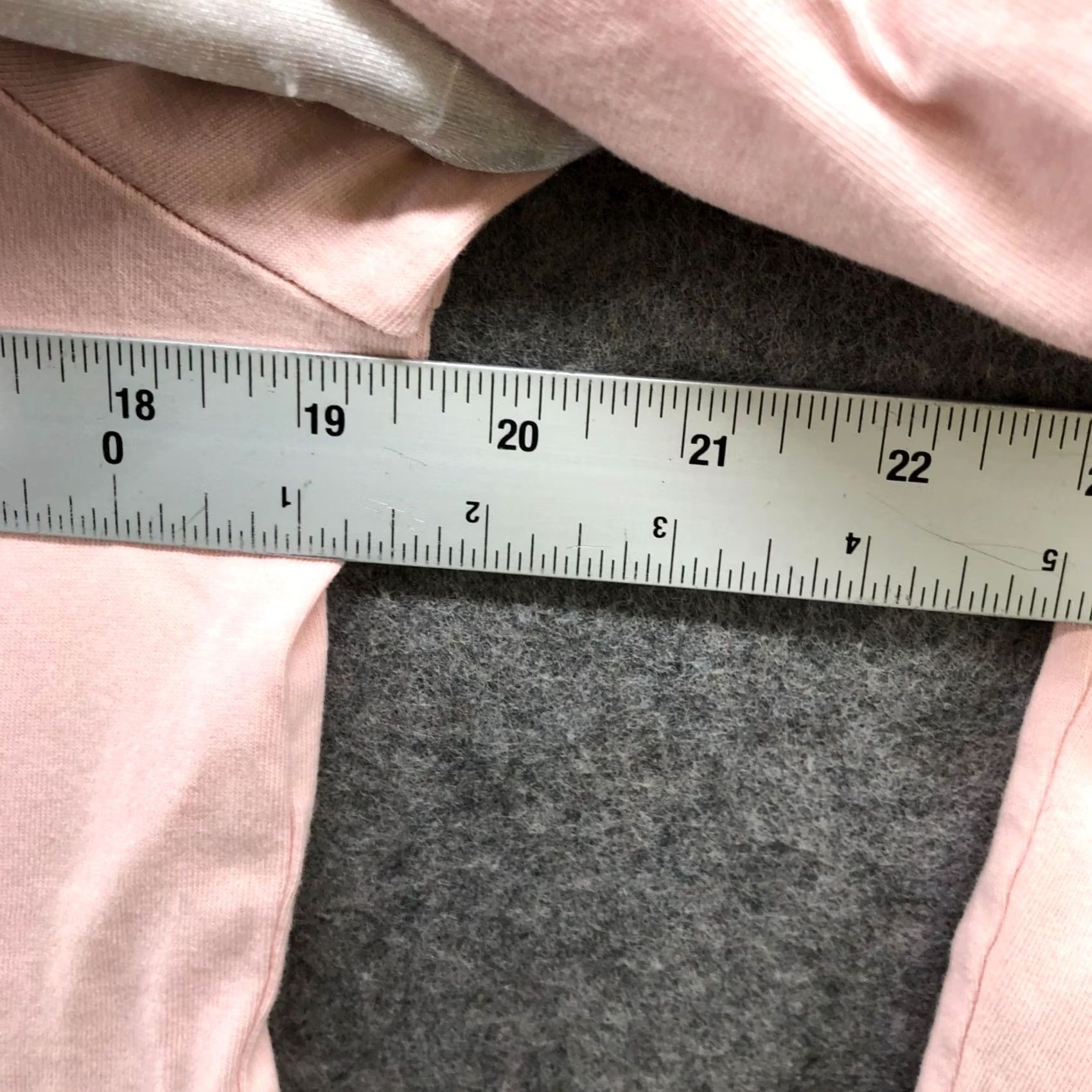 Vintage L.L. Bean Long Sleeve T Shirt Womens S Pink Crewneck Outdoor Holiday Shirt Size S / US 4 / IT 40 - 6 Thumbnail