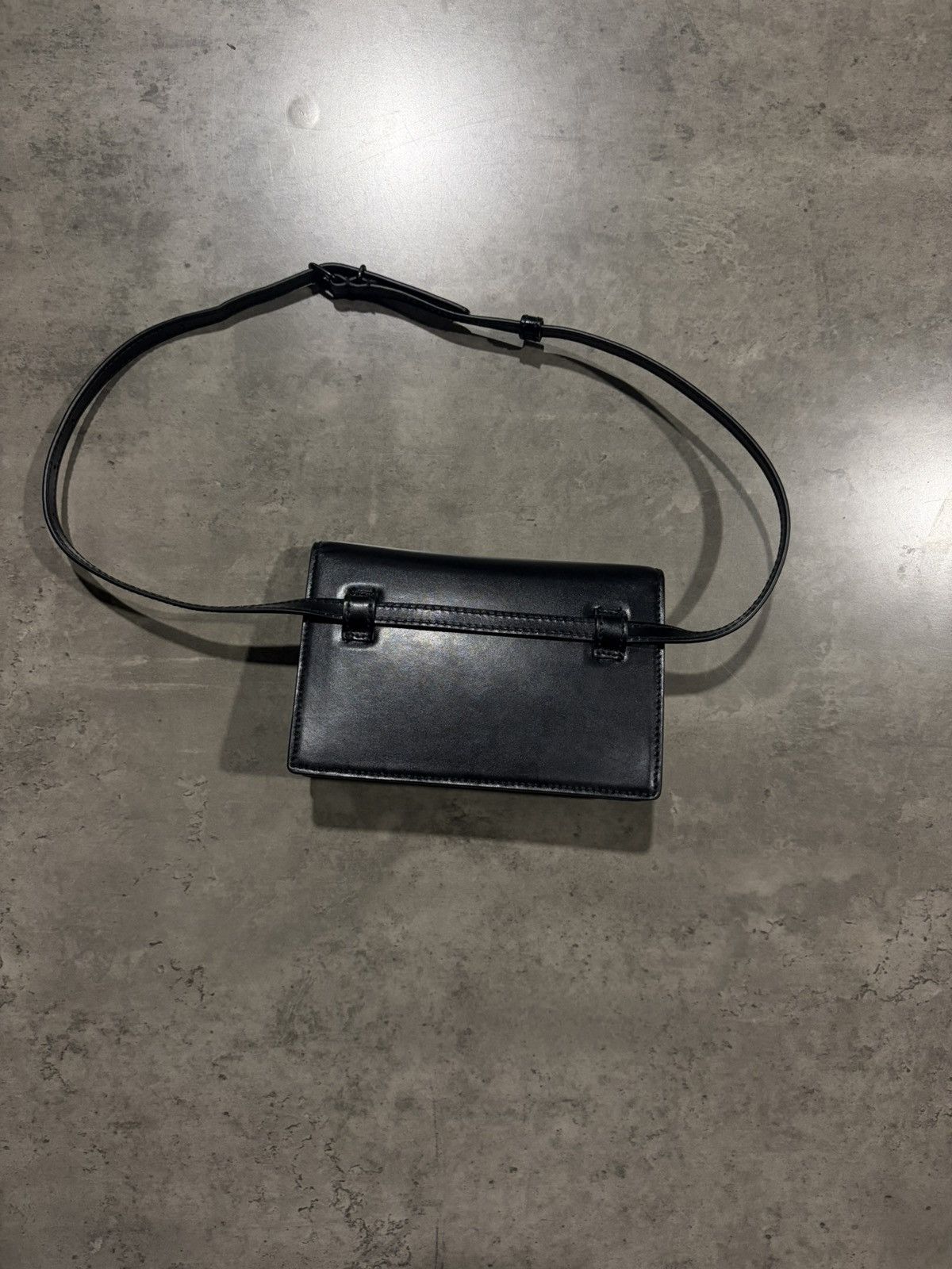 Balenciaga balenciaga iterlock bag / pounch Size ONE SIZE - 2 Thumbnail