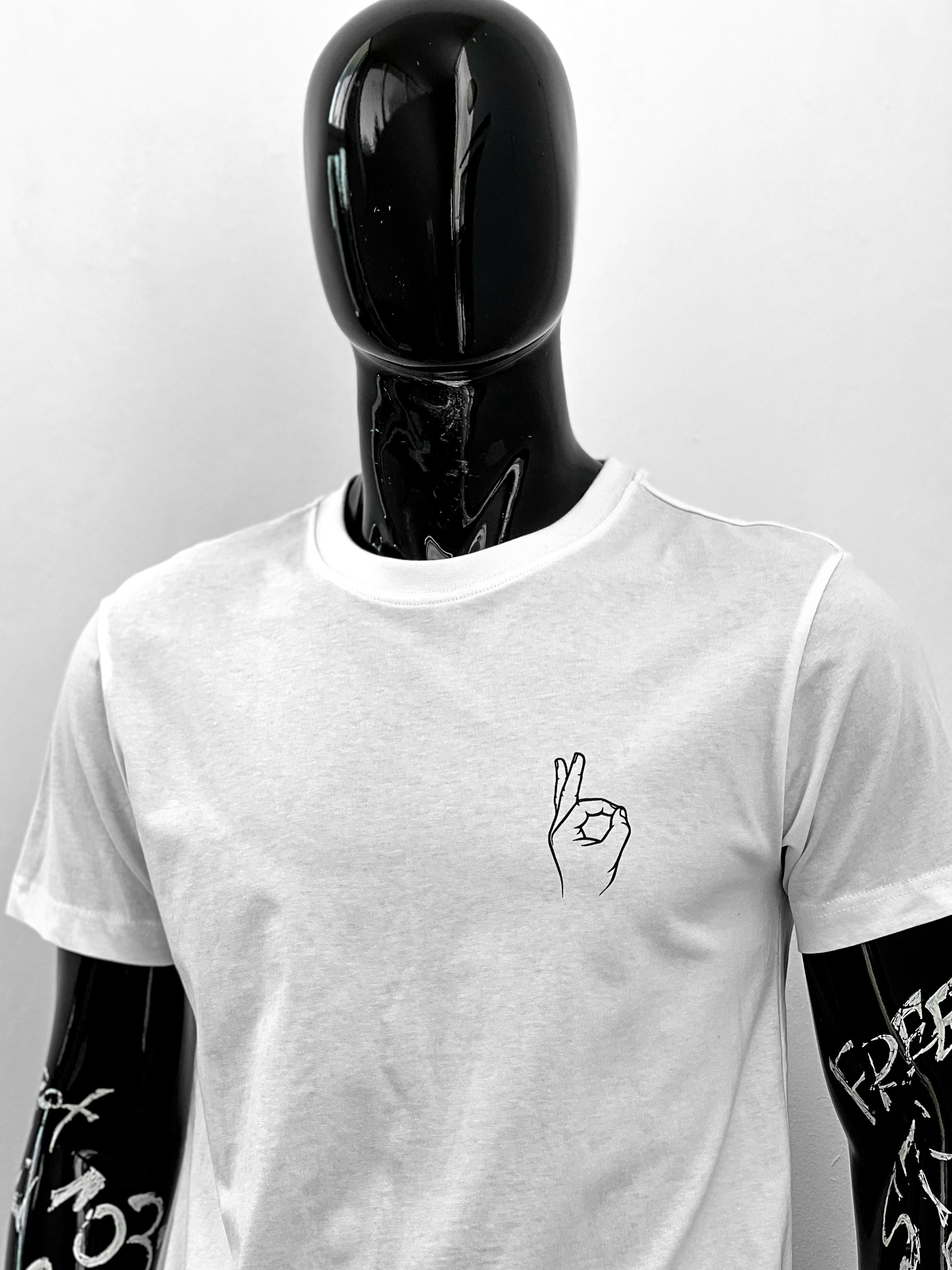Other MISTER TEE t-shirt Size US XL / EU 56 / 4 - 2 Thumbnail