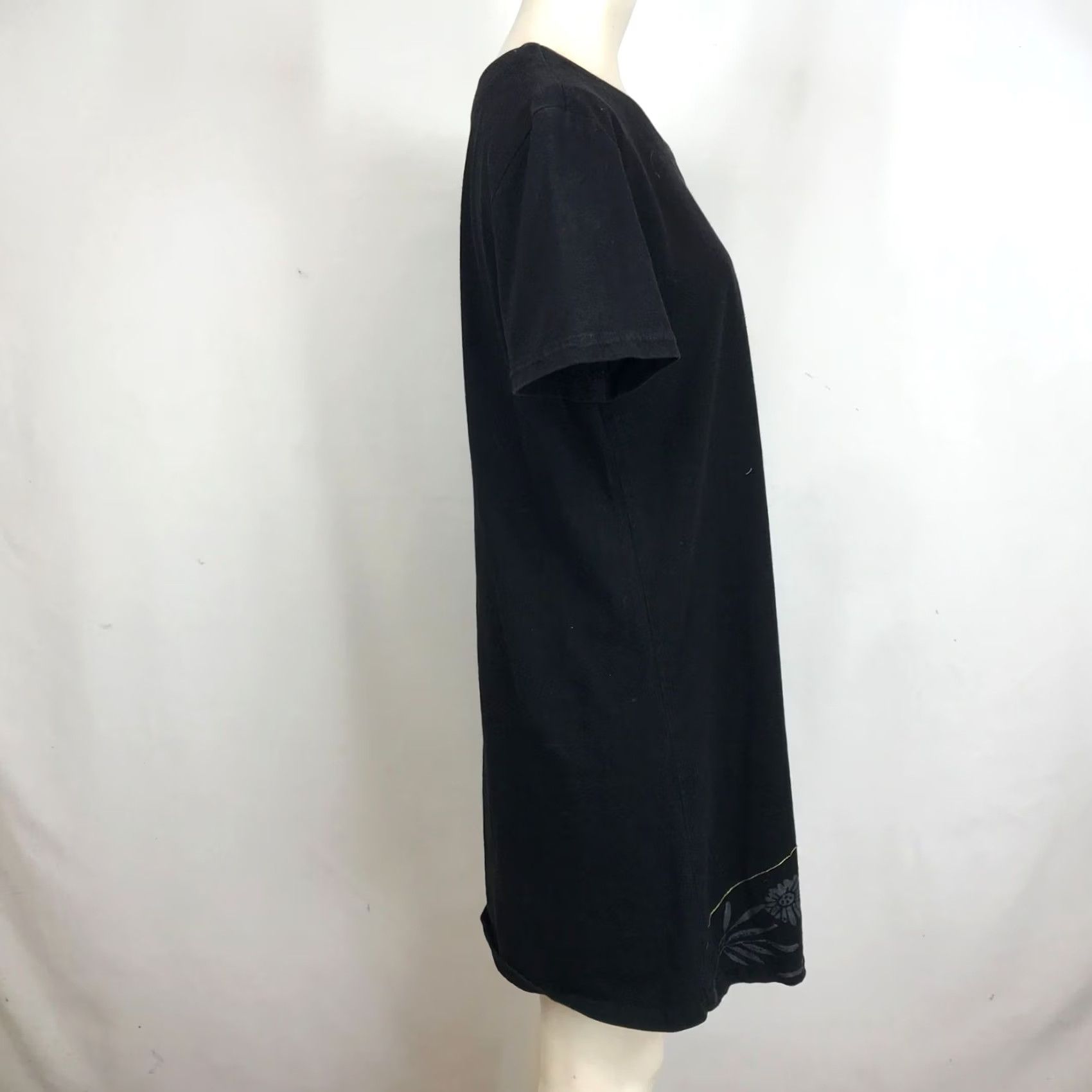 Vintage ISLAND ATTITUDES ROUND NECK DRESS WOMEN'S M/L BLACK FLORAL SHORT SLEEVE Size 32" / US 10 / IT 46 - 4 Thumbnail