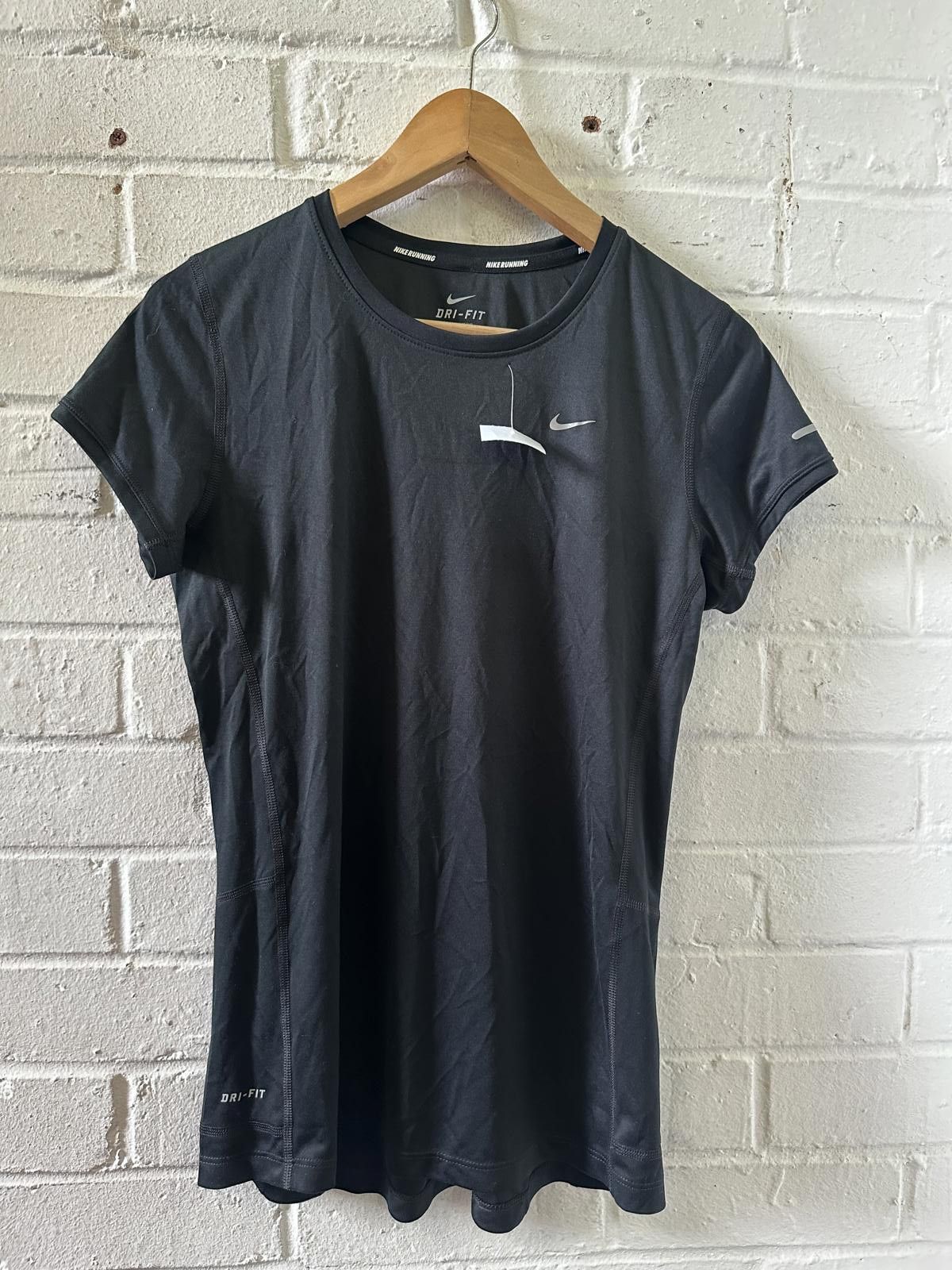 Nike Nike Dri-FIT Black Short Sleeve Running T-Shirt Size M / US 6-8 / IT 42-44 - 1 Thumbnail