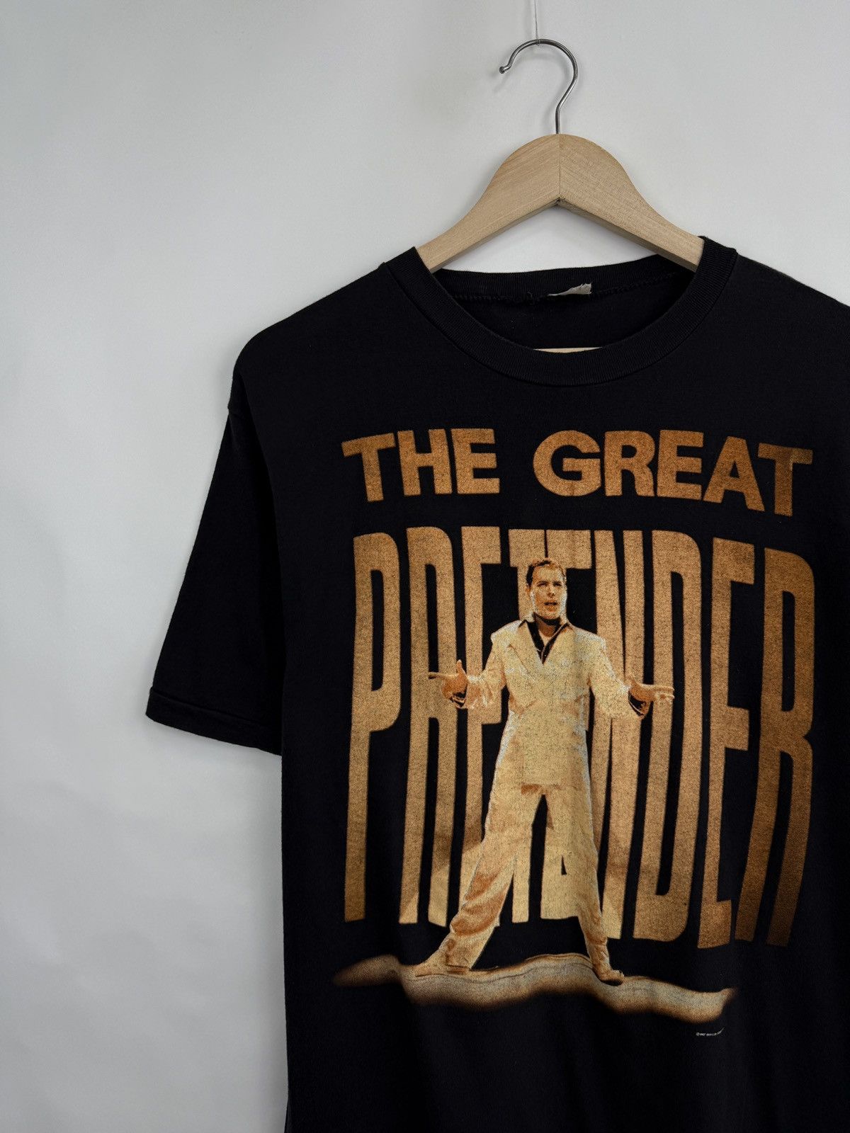 Band Tees 🇬🇧 Vintage 1987 Freddie Mercury The Great Pretender T-Shirt Size US XL / EU 56 / 4 - 2 Thumbnail