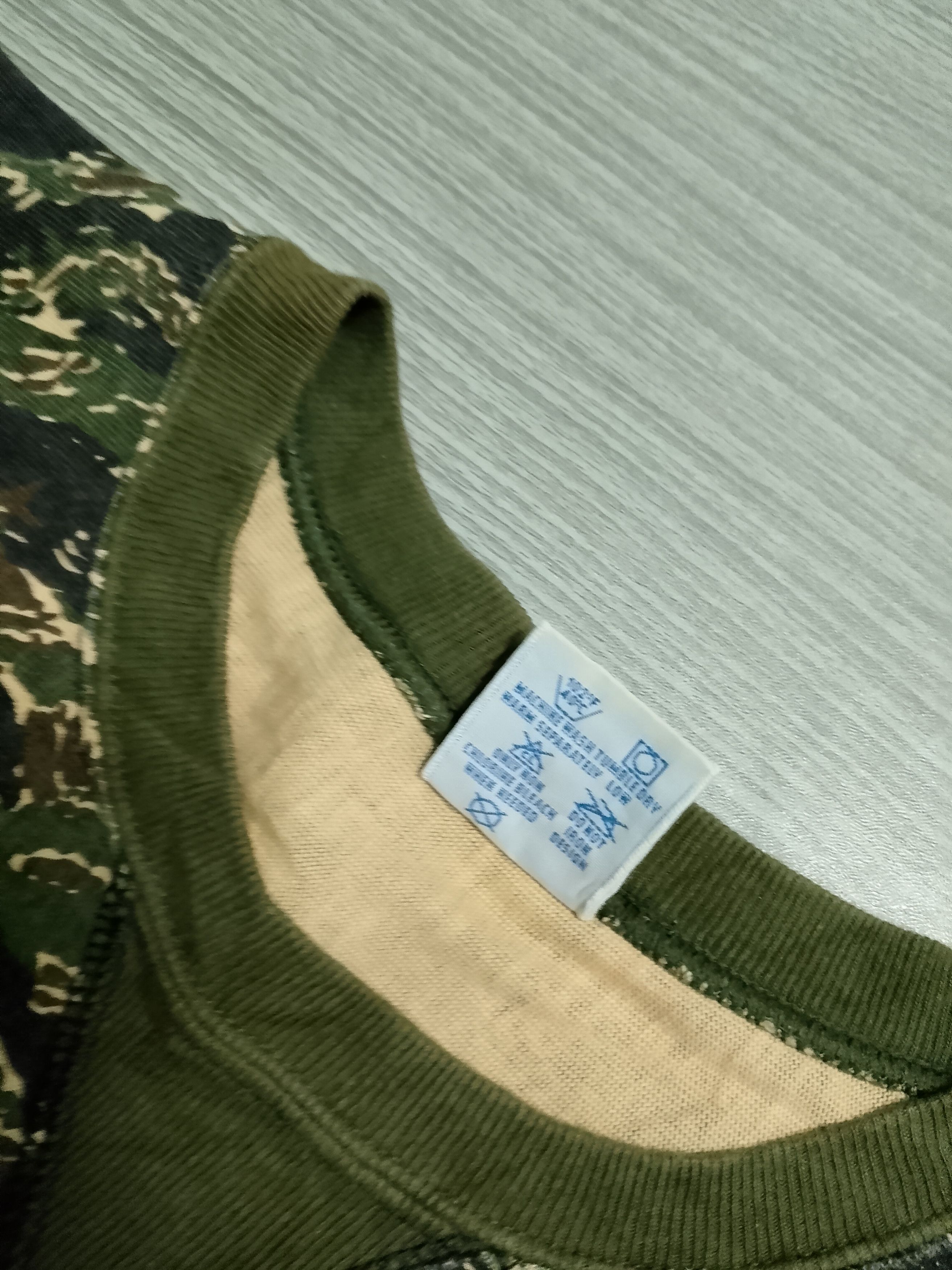 Champion Champion x Ellsworth tiger stripe tee Size US L / EU 52-54 / 3 - 6 Thumbnail
