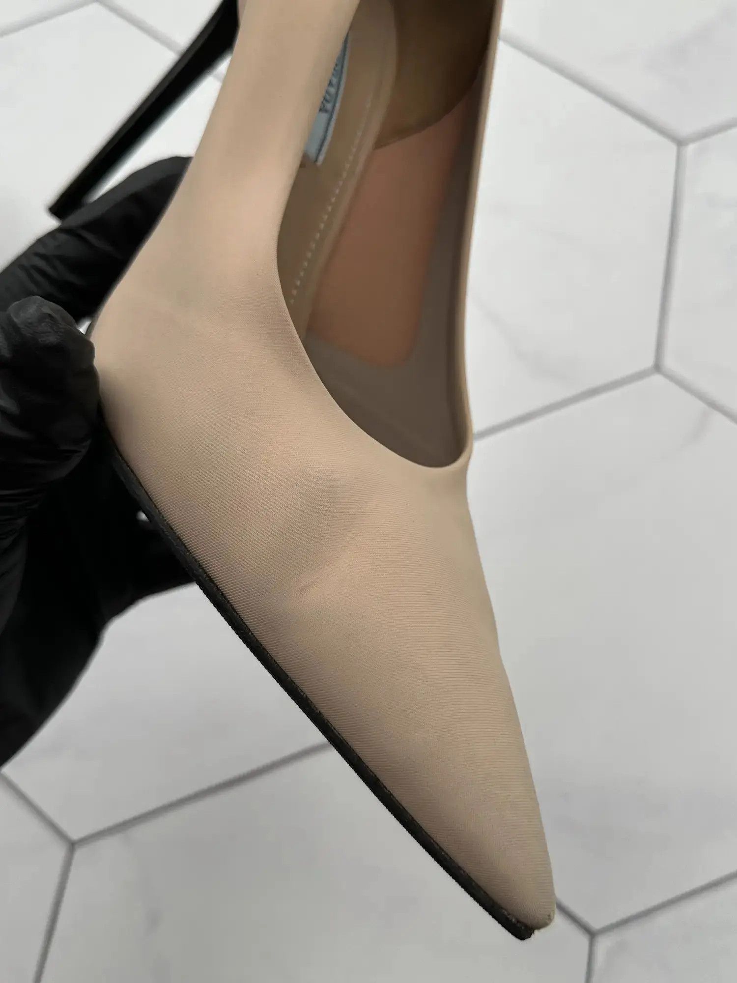 Miu Miu Prada Vintage Heels (B146) Size US 10 / IT 40 - 12 Thumbnail