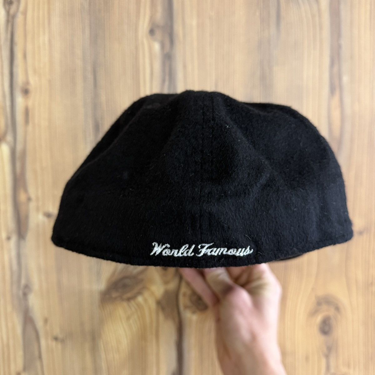 Supreme Supreme New Era Logo Hat Fitted Cap 7 1/4 Size 28 - 7 Thumbnail