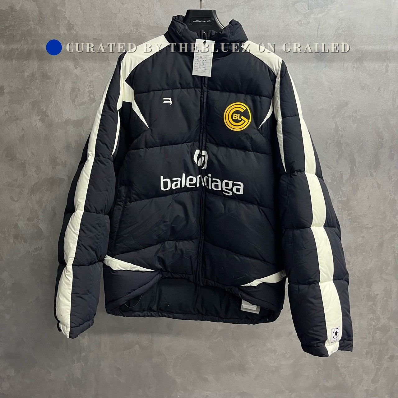 Balenciaga Balenciaga Black White Football Print Puffer Jacket Size US S / EU 44-46 / 1 - 1 Thumbnail