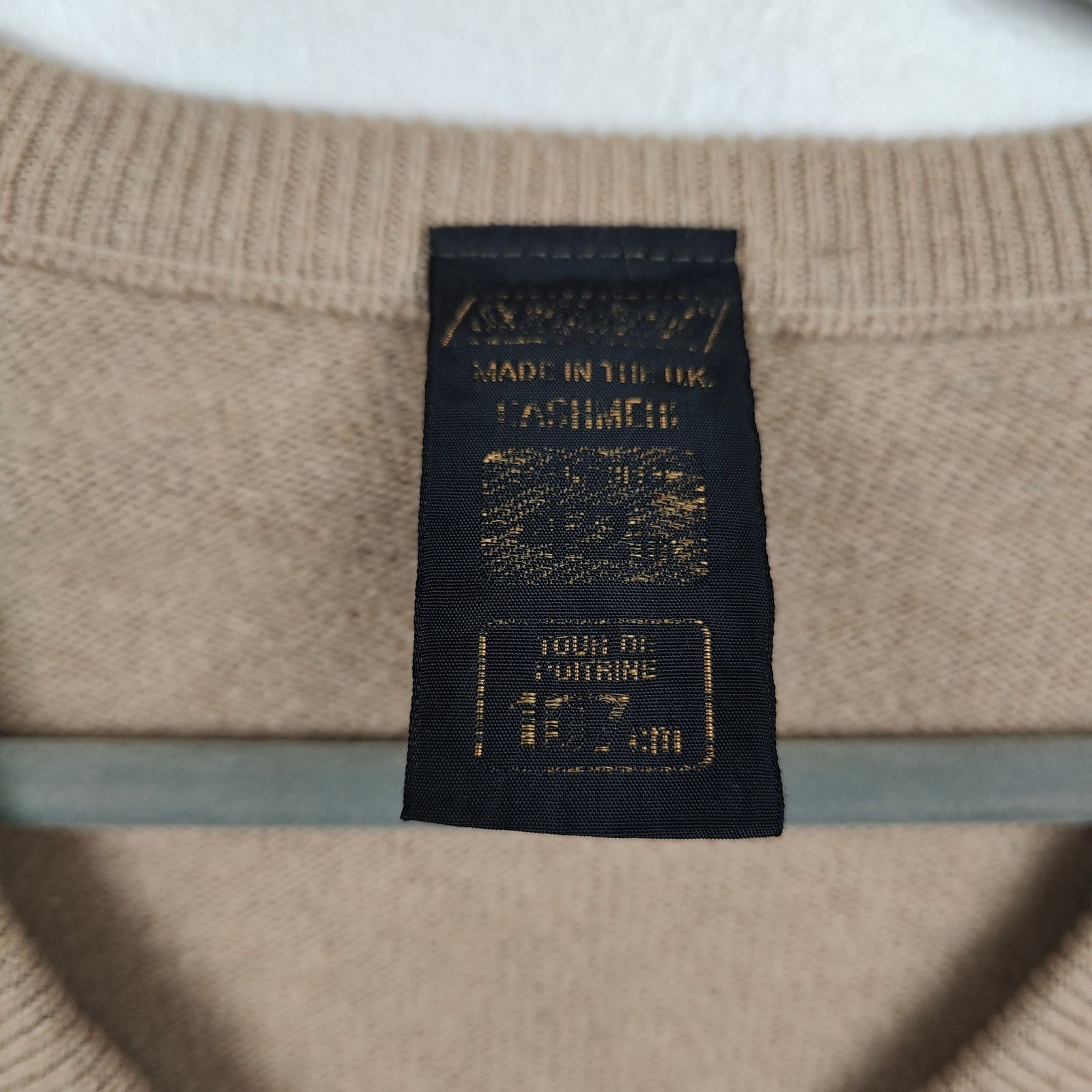 Other Vintage St Michael Sweater Mens 42 US L Tan V-Neck Size US L / EU 52-54 / 3 - 8 Thumbnail