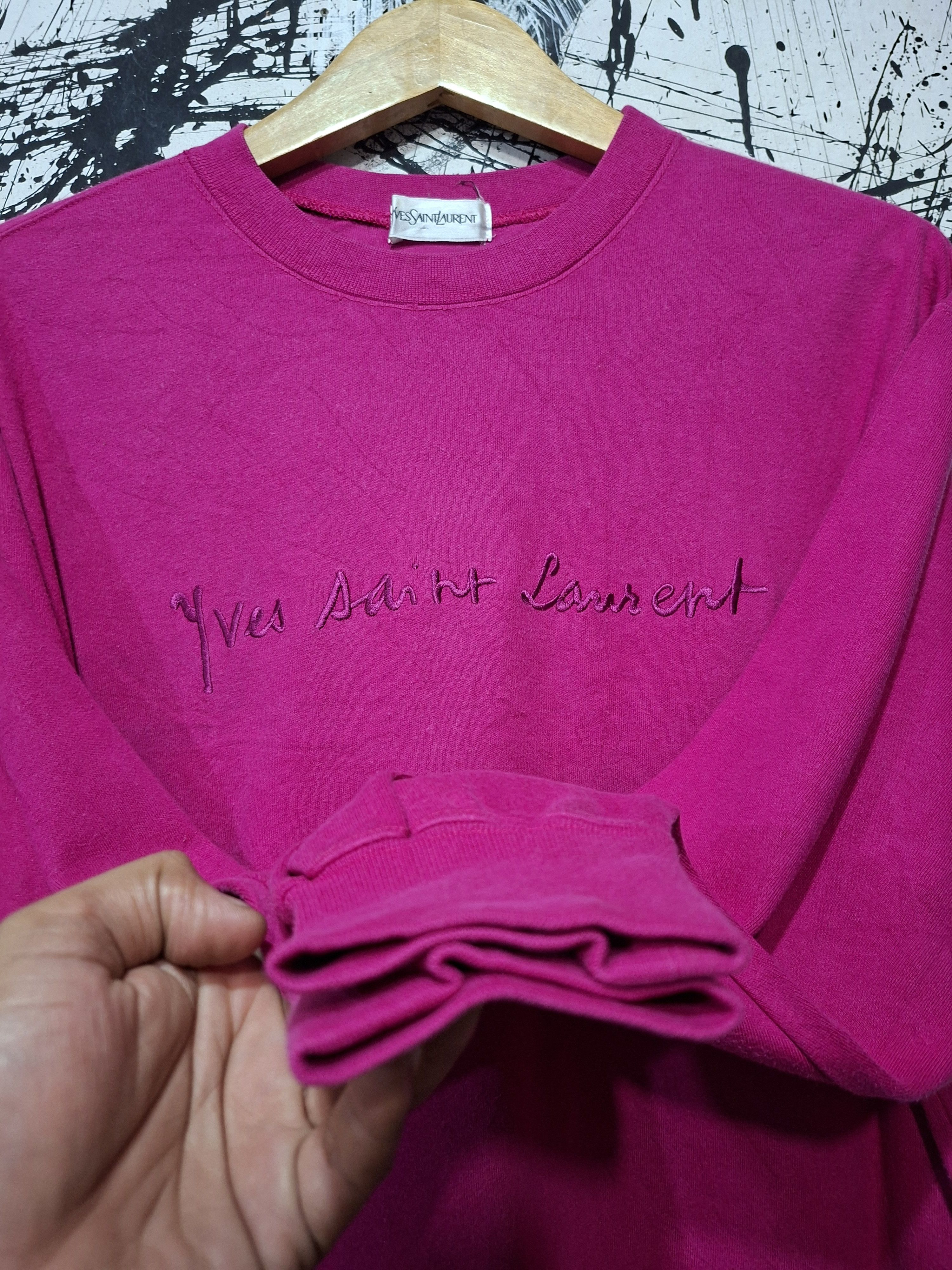 Yves Saint Laurent VINTAGE YVES SAINT LAURENT EMBROIDERED LOGO SWEATSHIRT Size US M / EU 48-50 / 2 - 5 Thumbnail