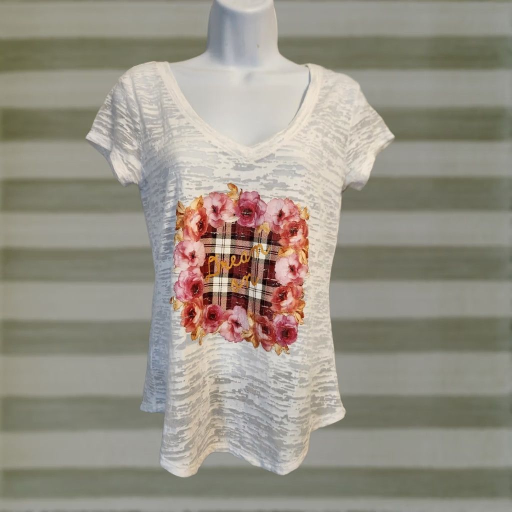 Vintage Selena Gomez Dream On Floral Print White Burnout T Shirt Girls M Cap Sleeve V-Neck Cotton Polyester Regular Junior size M Womens Shirt Size M / US 6-8 / IT 42-44 - 1 Thumbnail