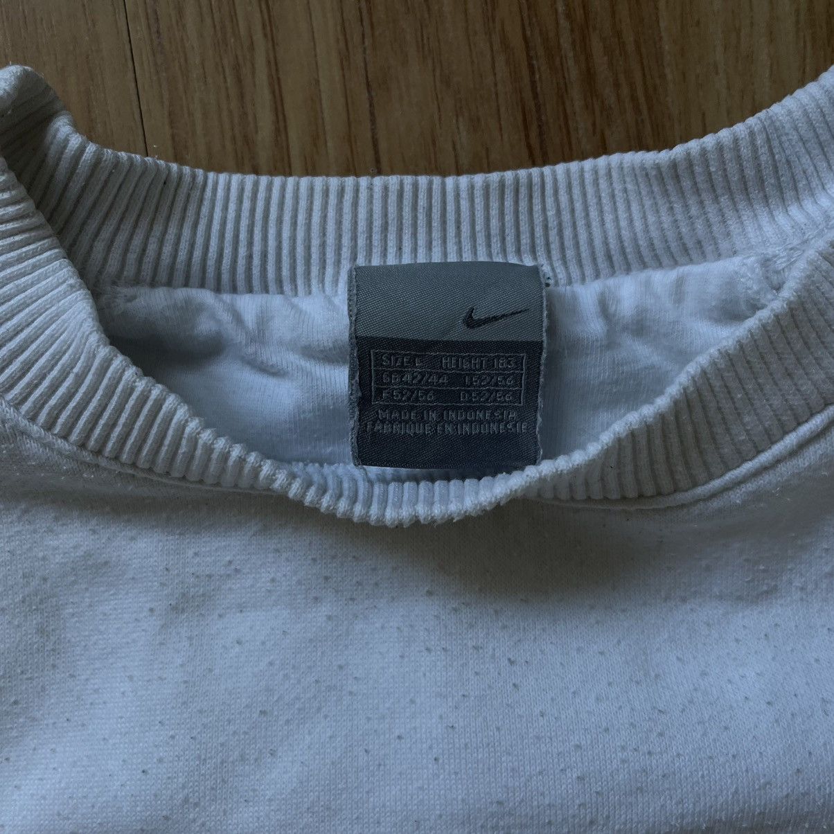 Nike Vintage early 00s Nike center swoosh crewneck Size US L / EU 52-54 / 3 - 3 Thumbnail