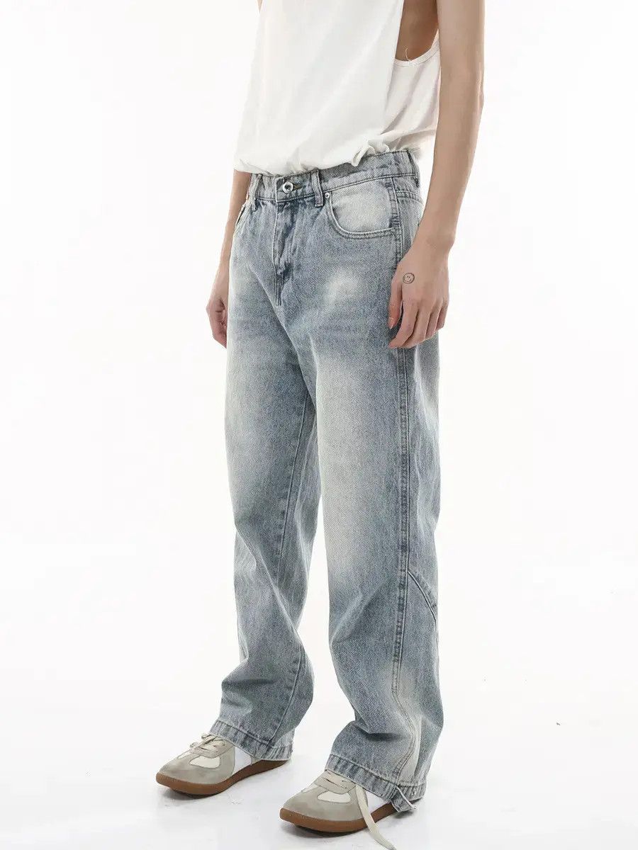 Japanese Brand Retro washed loose straight leg jeans Size US 32 / EU 48 - 1 Thumbnail