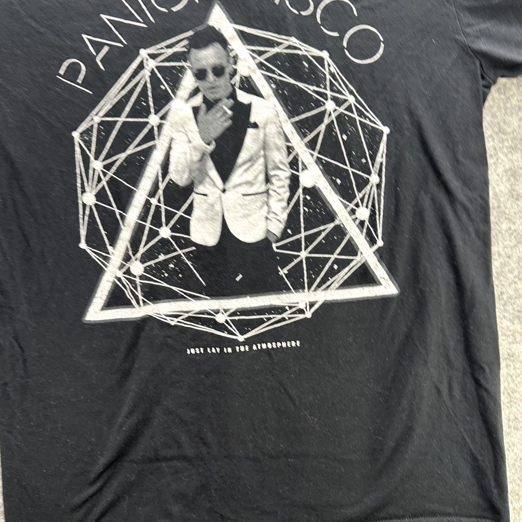 Gildan Panic At The Disco Shirt Mens M Black Band Concert Tee Graphic Rock Music Size US M / EU 48-50 / 2 - 6 Thumbnail