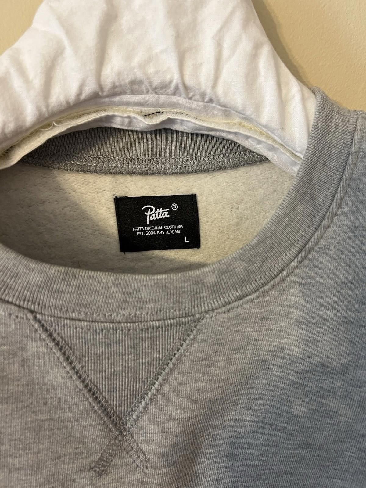 Patta Pre-Owned Patta Crewneck Sweatshirt Size L Size US L / EU 52-54 / 3 - 4 Thumbnail