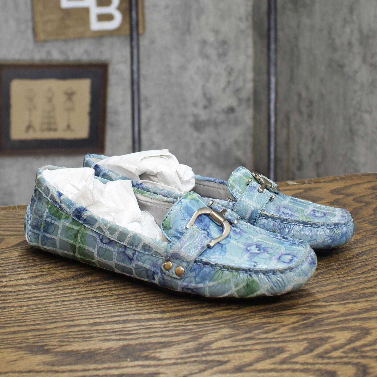 Designer AK Anne Klein Vintage IFLEX AKGREATER Loafers Blue Combo 6M Size US 6 / IT 36 - 1 Thumbnail