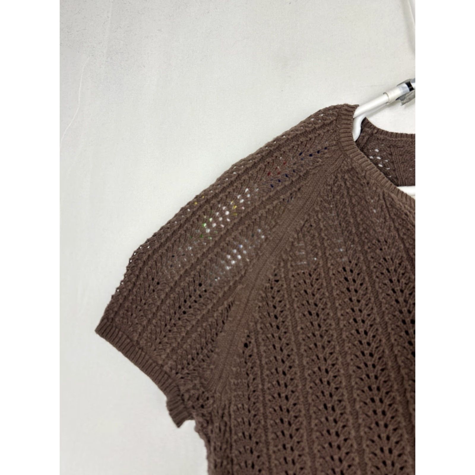 Eddie Bauer VINTAGE Eddie Bauer Women’s Knit Pullover V-Neck Short Sleeve Shirt L Brown Size L / US 10 / IT 46 - 2 Thumbnail
